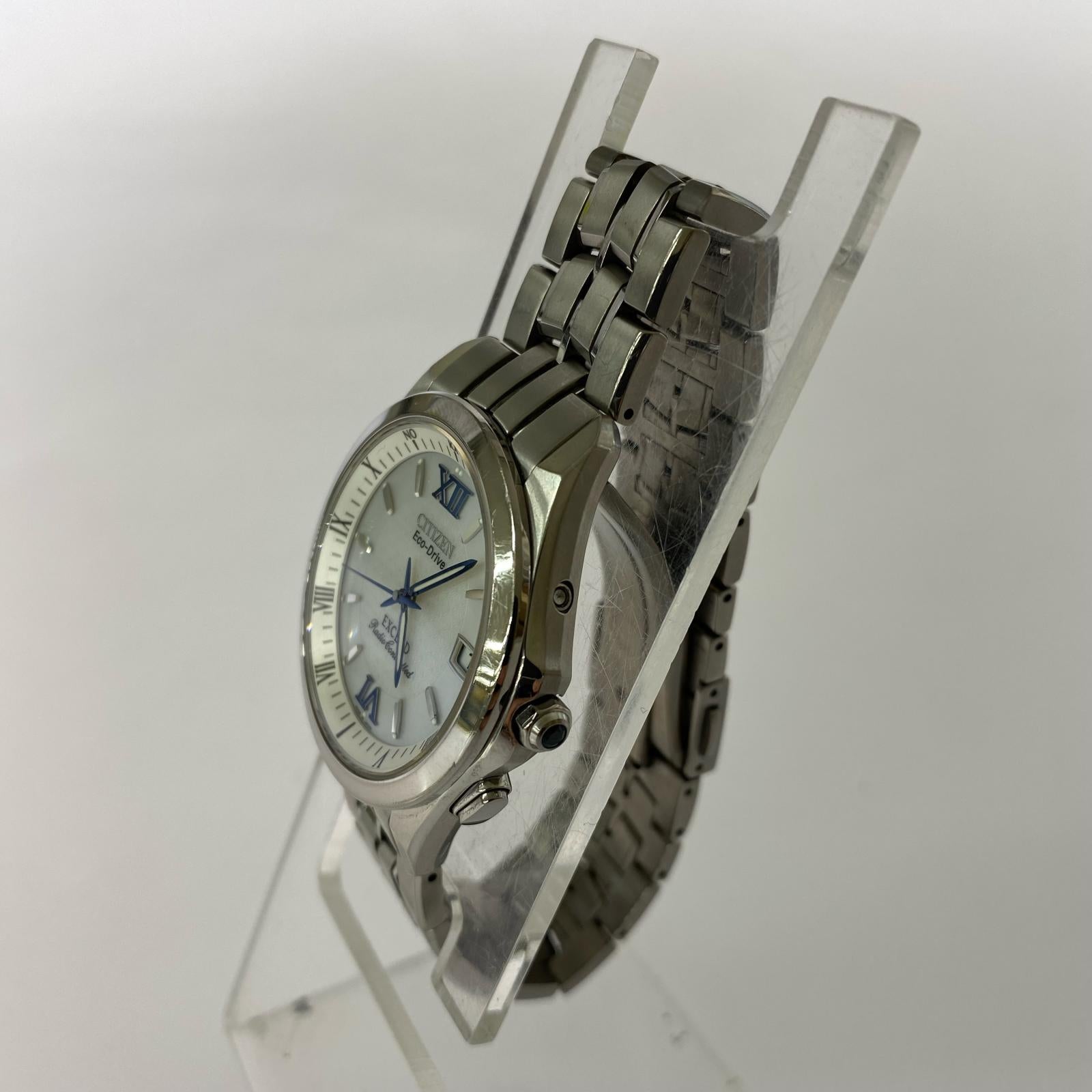 腕時計 EXCEED ECO-DRIVE ホワイト