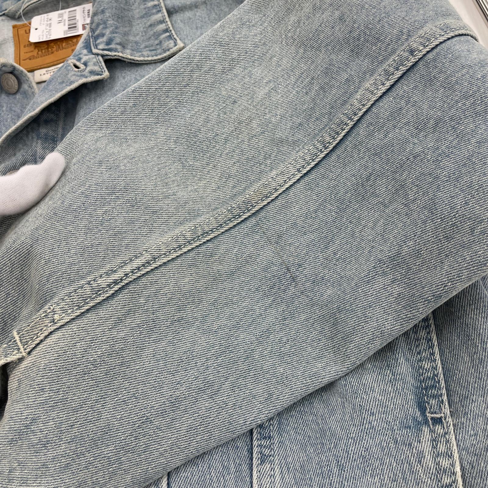 デニムジャケット Levi's デニムジャケット PC9-67774-0000 (M) M