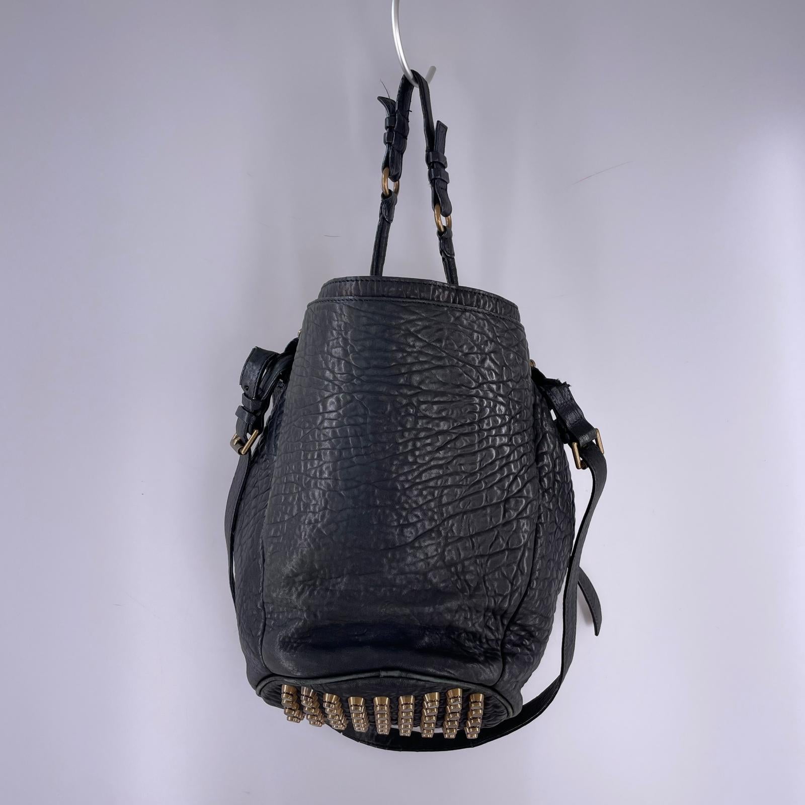 ショルダーバッグ Alexander Wang レザー スタッズ 巾着 ショルダーバッグ ラージ ブラック ブラック