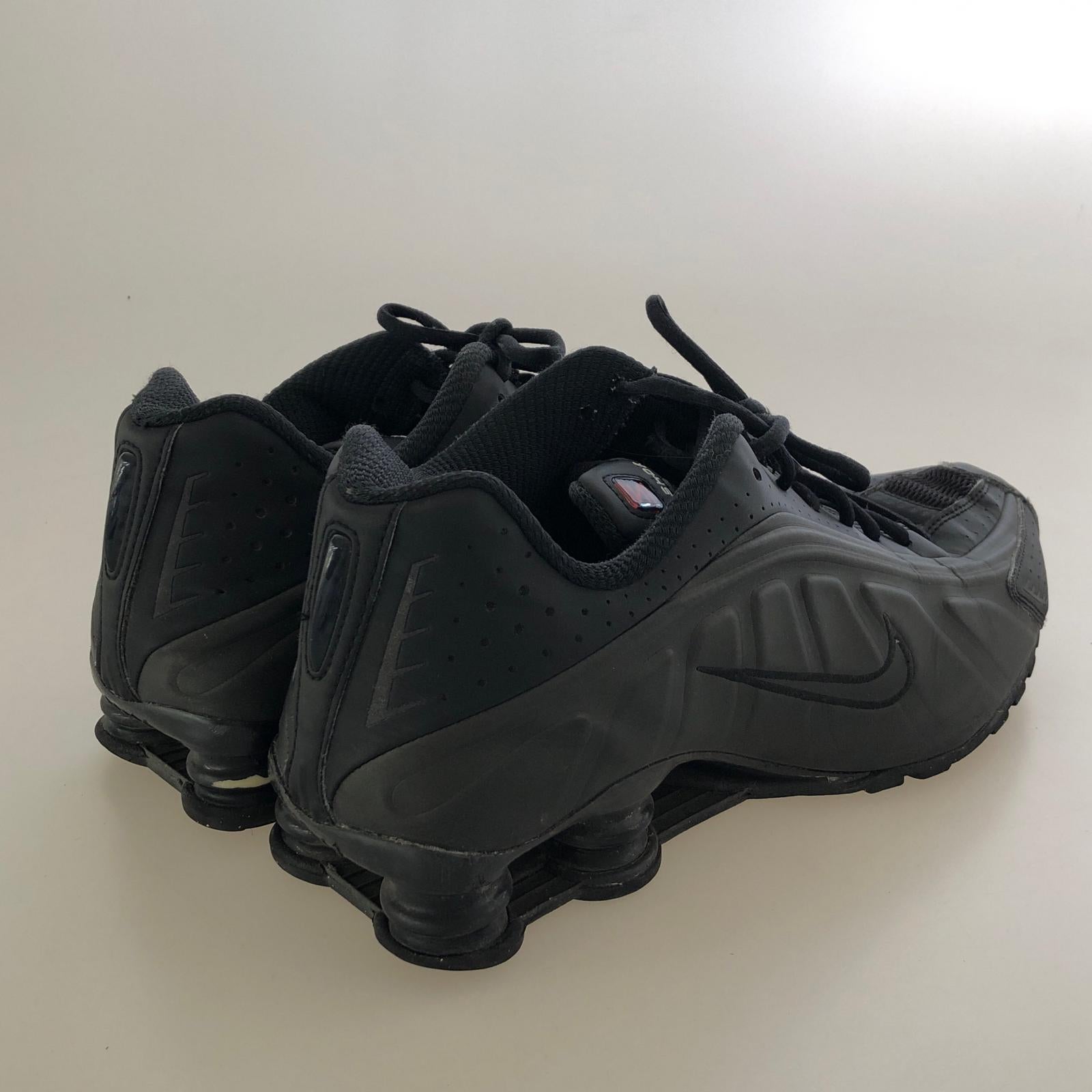 スニーカー NIKE SHOX　HQ1988-001　28.5cm 28.5cm (US10 1/2 UK10 EU47) ブラック