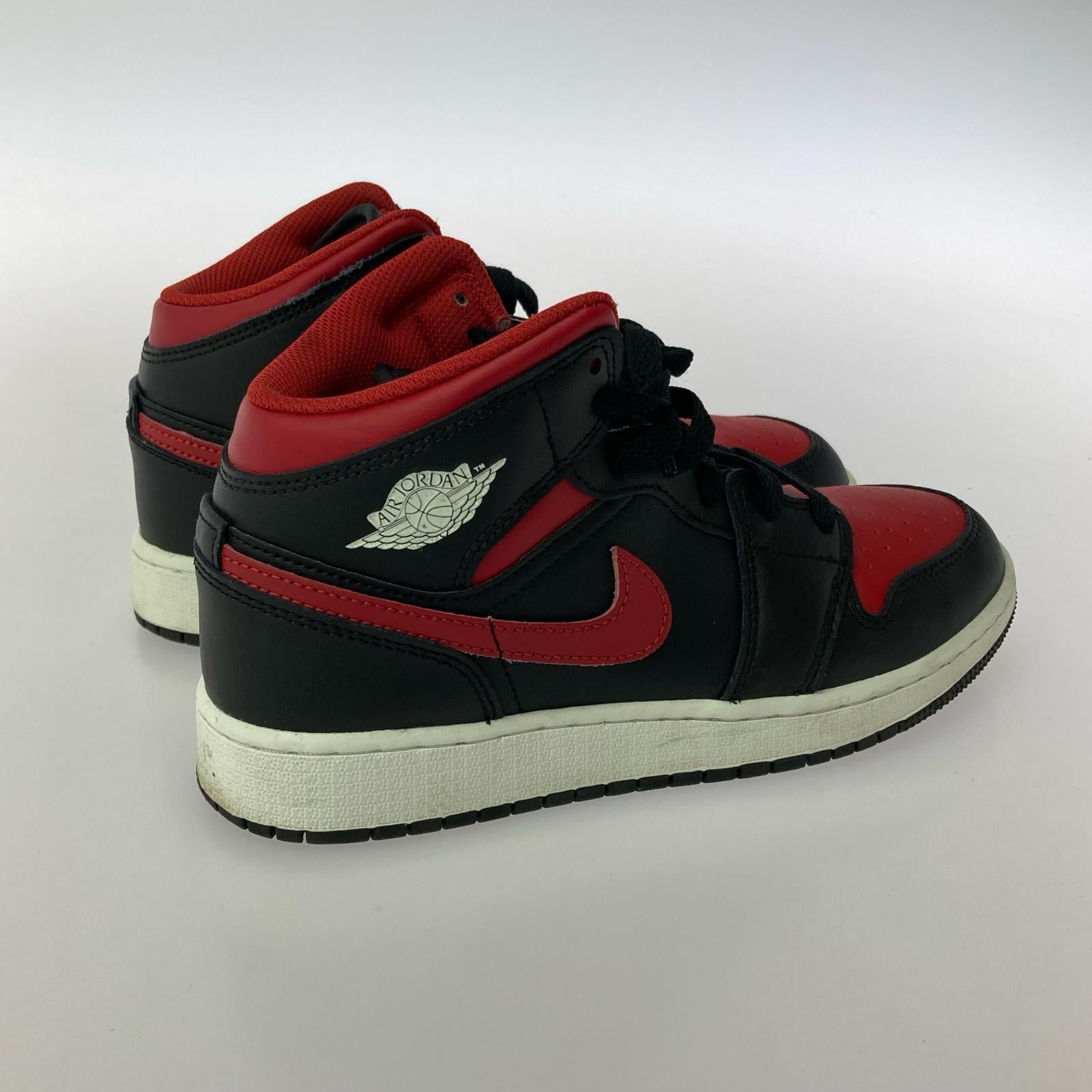 スニーカー Air Jordan 1 Mid Bred/DQ8432-067 23.5cm (US5 1/2 UK5 EU37)