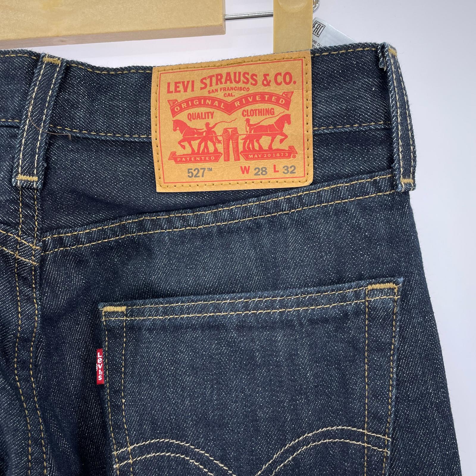 デニムパンツ Lot527