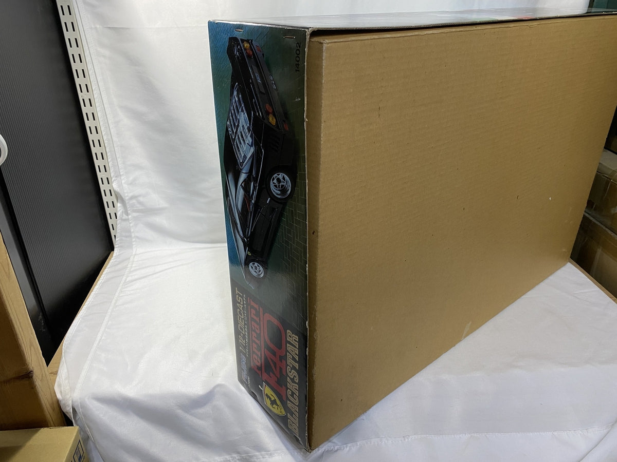 フジミ　1/12　フェラーリ　F40　Blackstar カープラモ・ミニ四駆