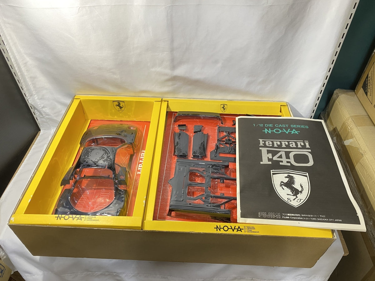 フジミ　1/12　フェラーリ　F40　Blackstar カープラモ・ミニ四駆