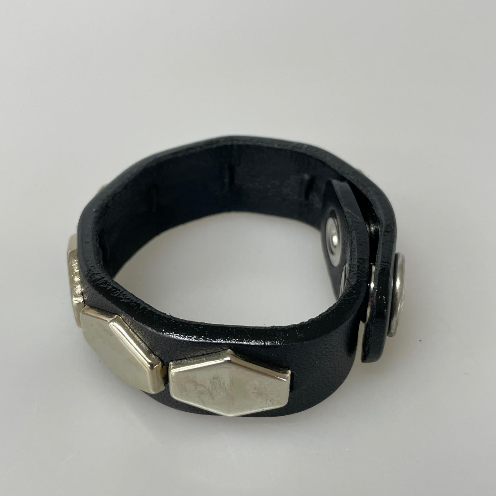 ブレスレット B×H Hexagon Studs Wrist Band ブラック ブラック