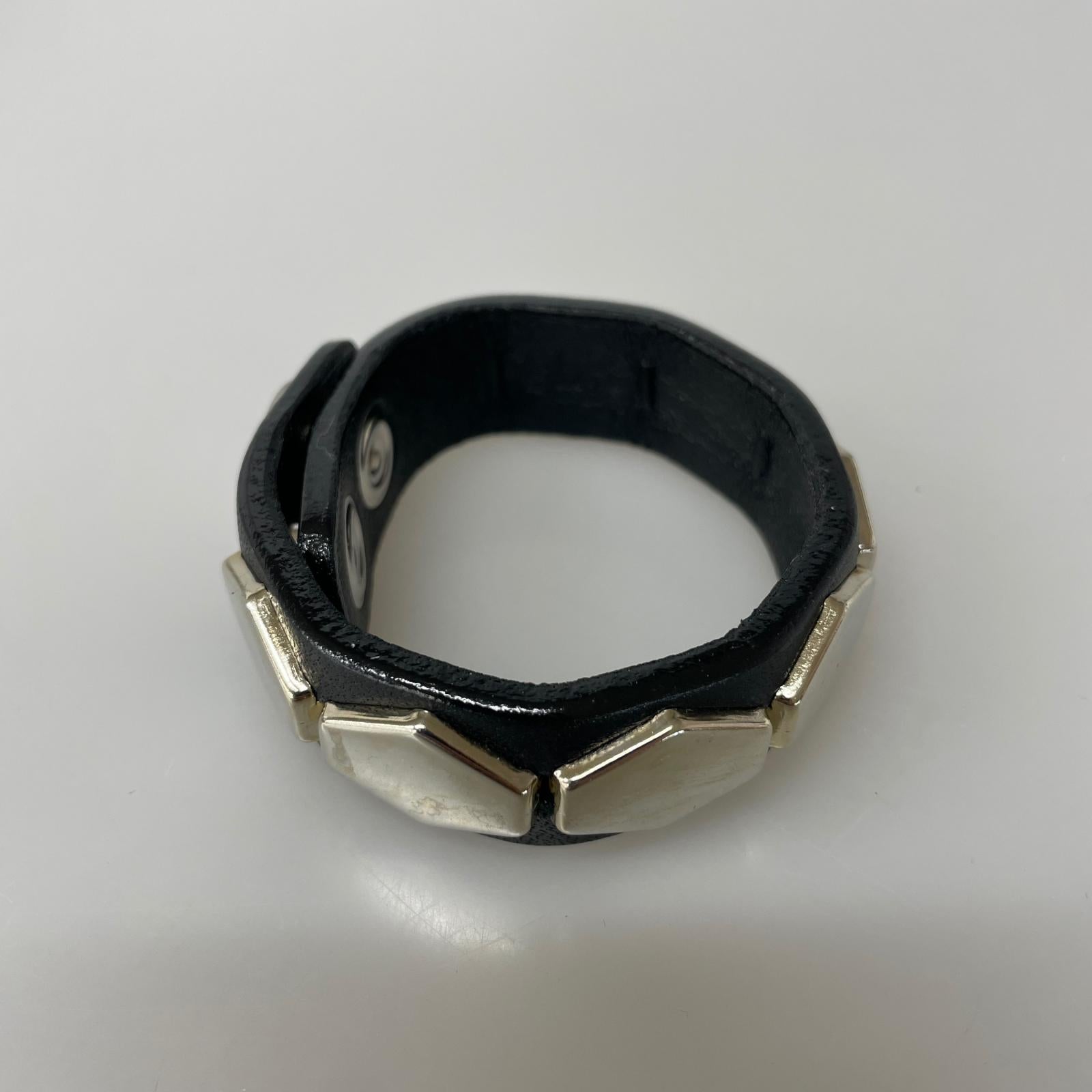 ブレスレット B×H Hexagon Studs Wrist Band ブラック ブラック