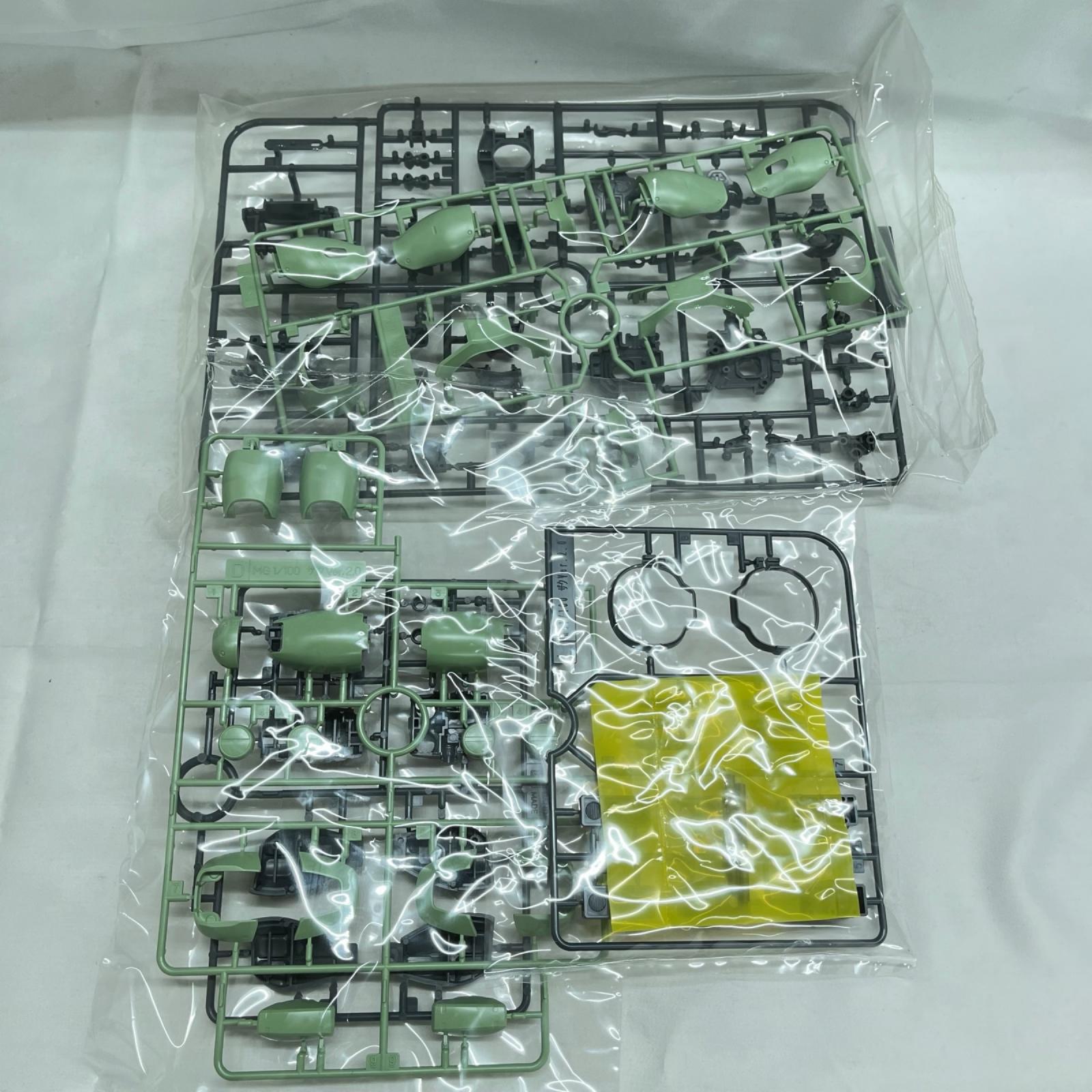 MS-06J 量産型ザク Ver.2.0 1 ガンダム BANDAI ガンプラ