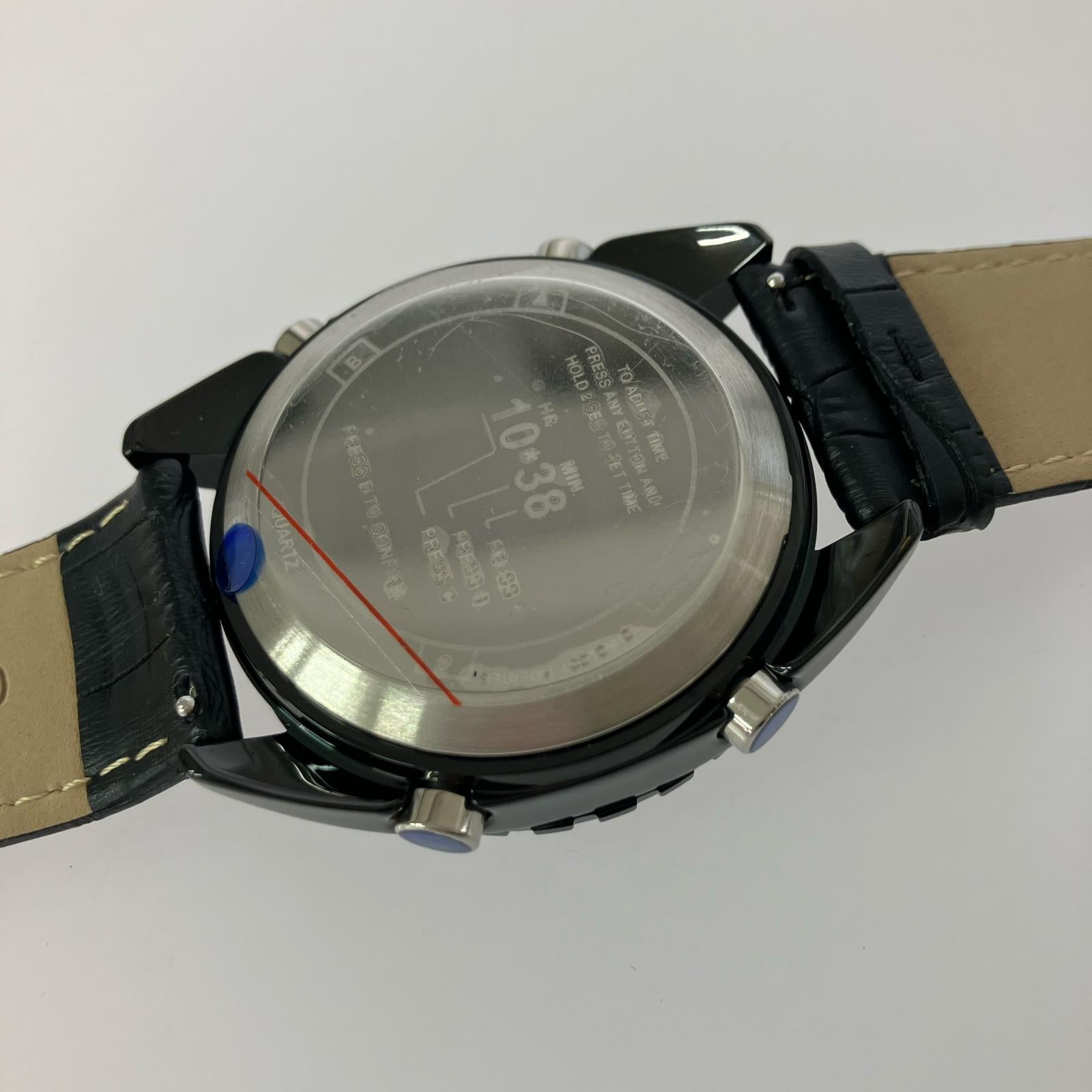 腕時計 MONTRE ROROI/G-31804/ドラムデジットウォッチ ブラック