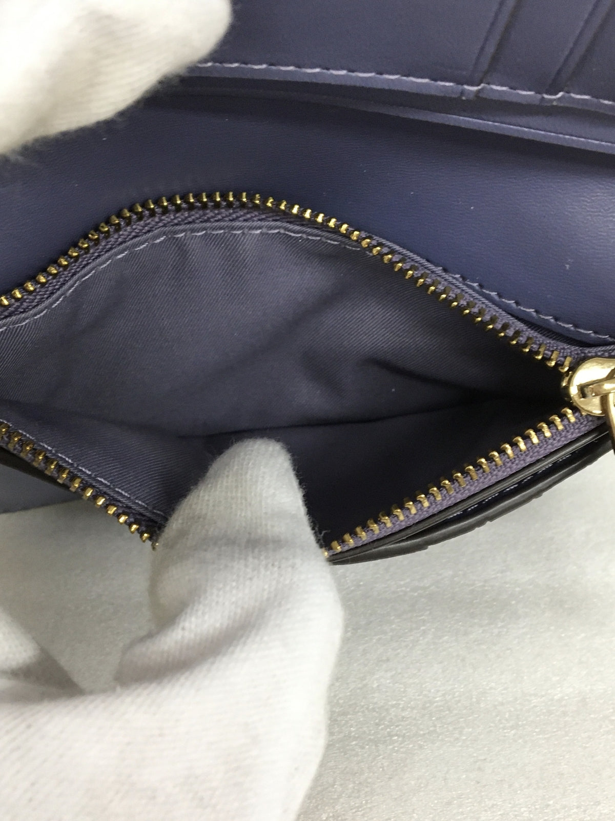 TORY BURCH Willa キルティングミディアムウォレット 紫
