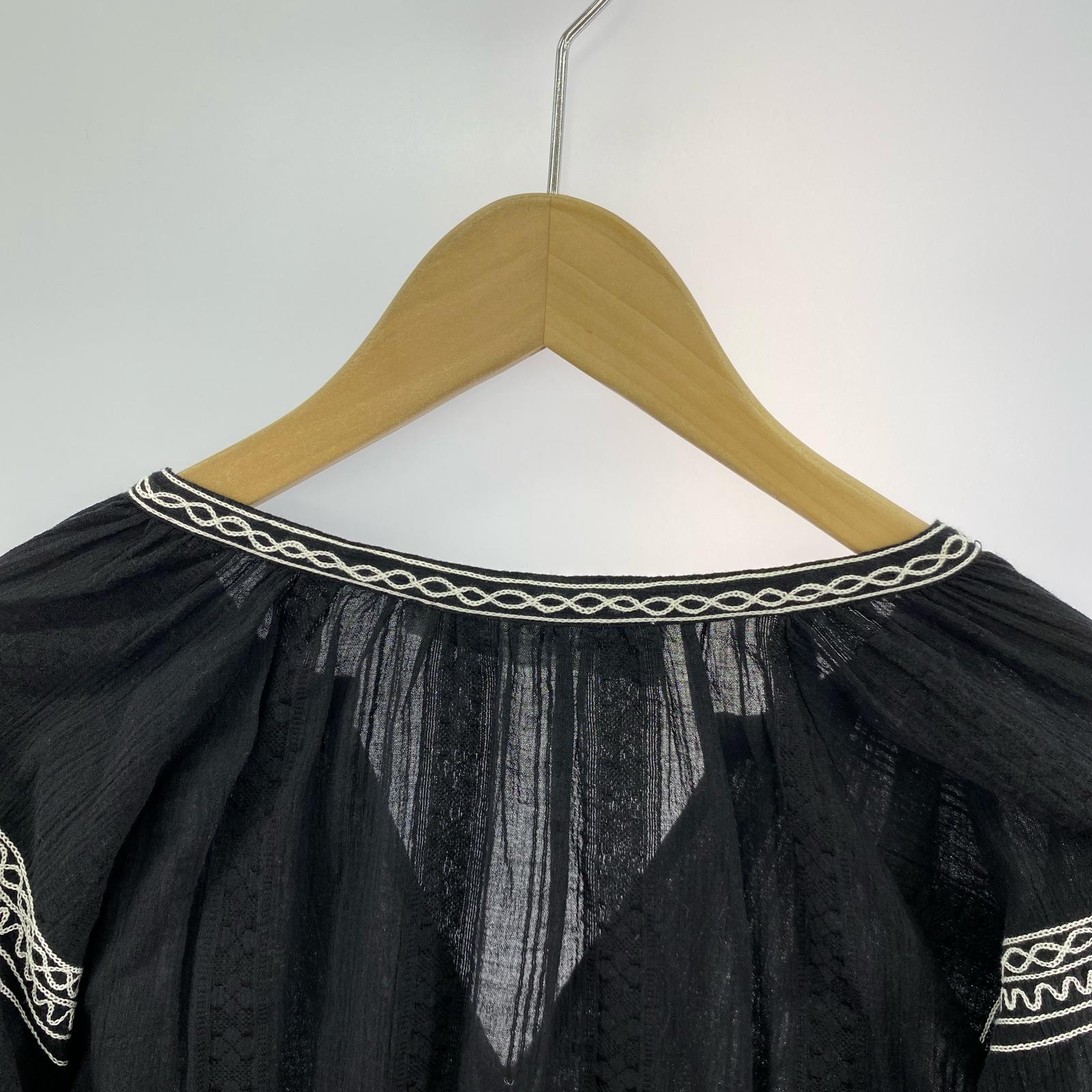長袖Ｔシャツ sara mallika/刺繍/スキッパー/黒 ブラック