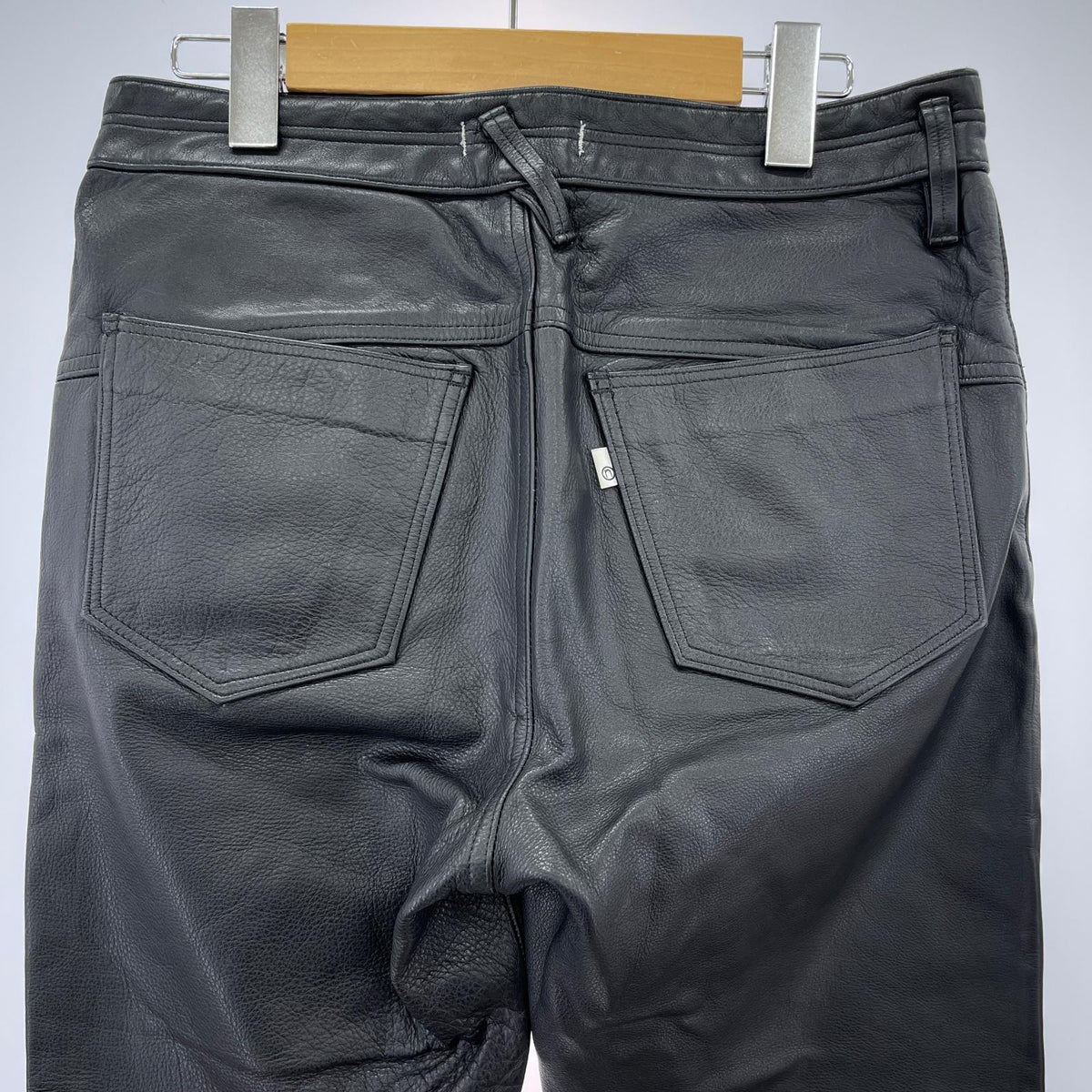 パンツ EXPLORER JEANS DROPPED FIT COW LEATHER 0 ブラック
