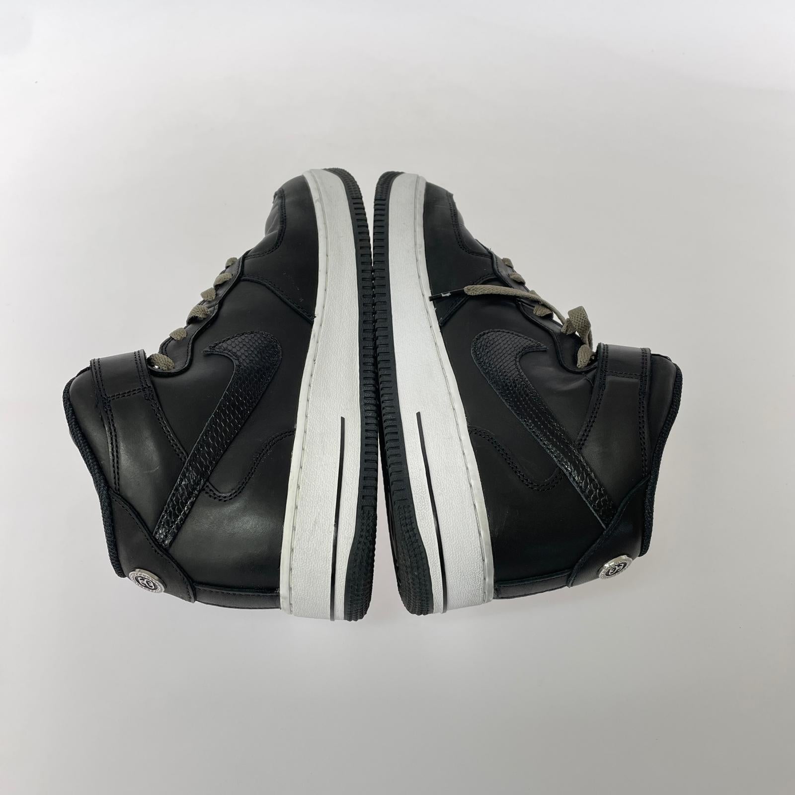 スニーカー ×STUSSY AIR FORCE 1 MID BLACK SNAKESKIN 27.5cm (US9 1/2 UK9 EU45) ブラック