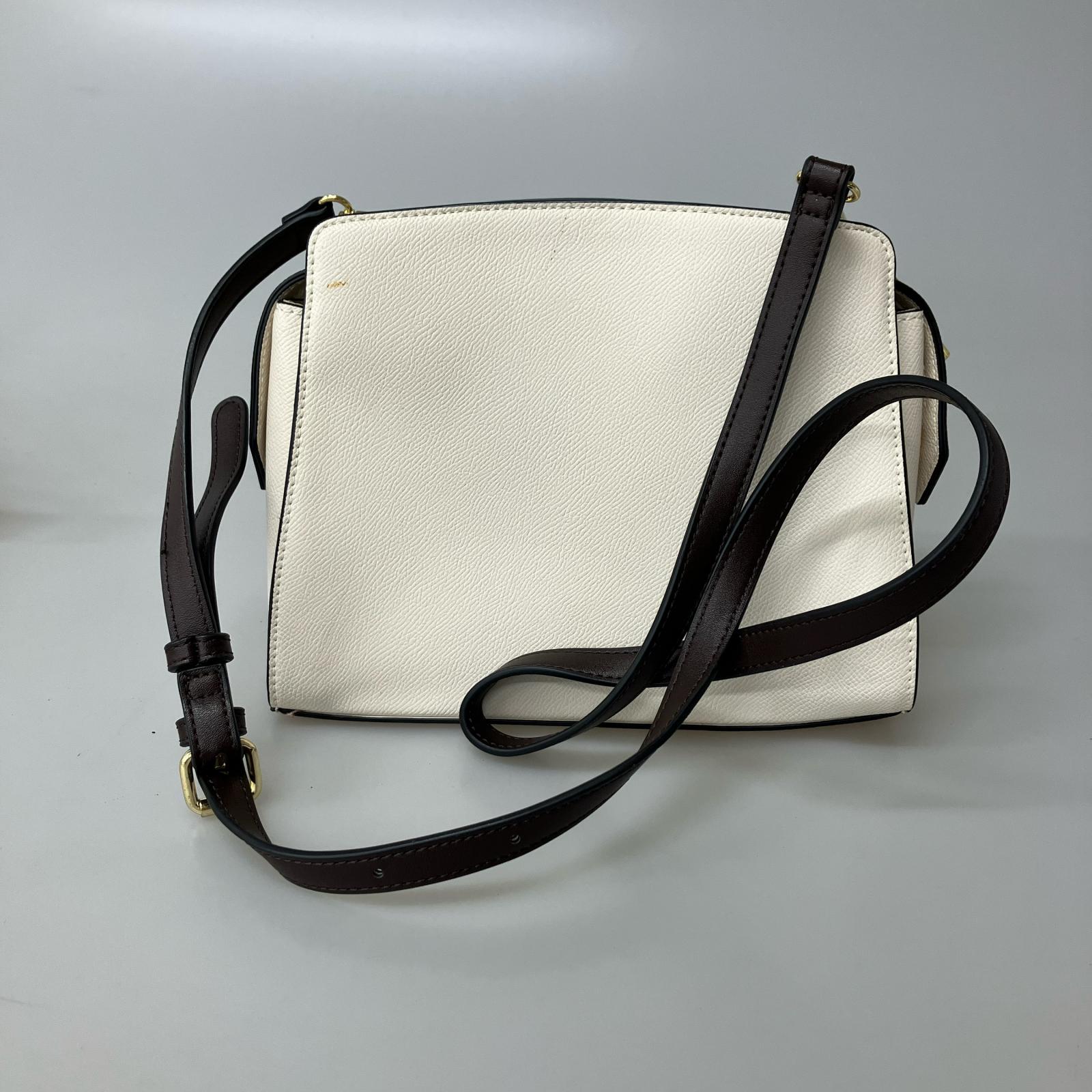 ショルダーバッグ &chouette　ショルダーバッグ ホワイト