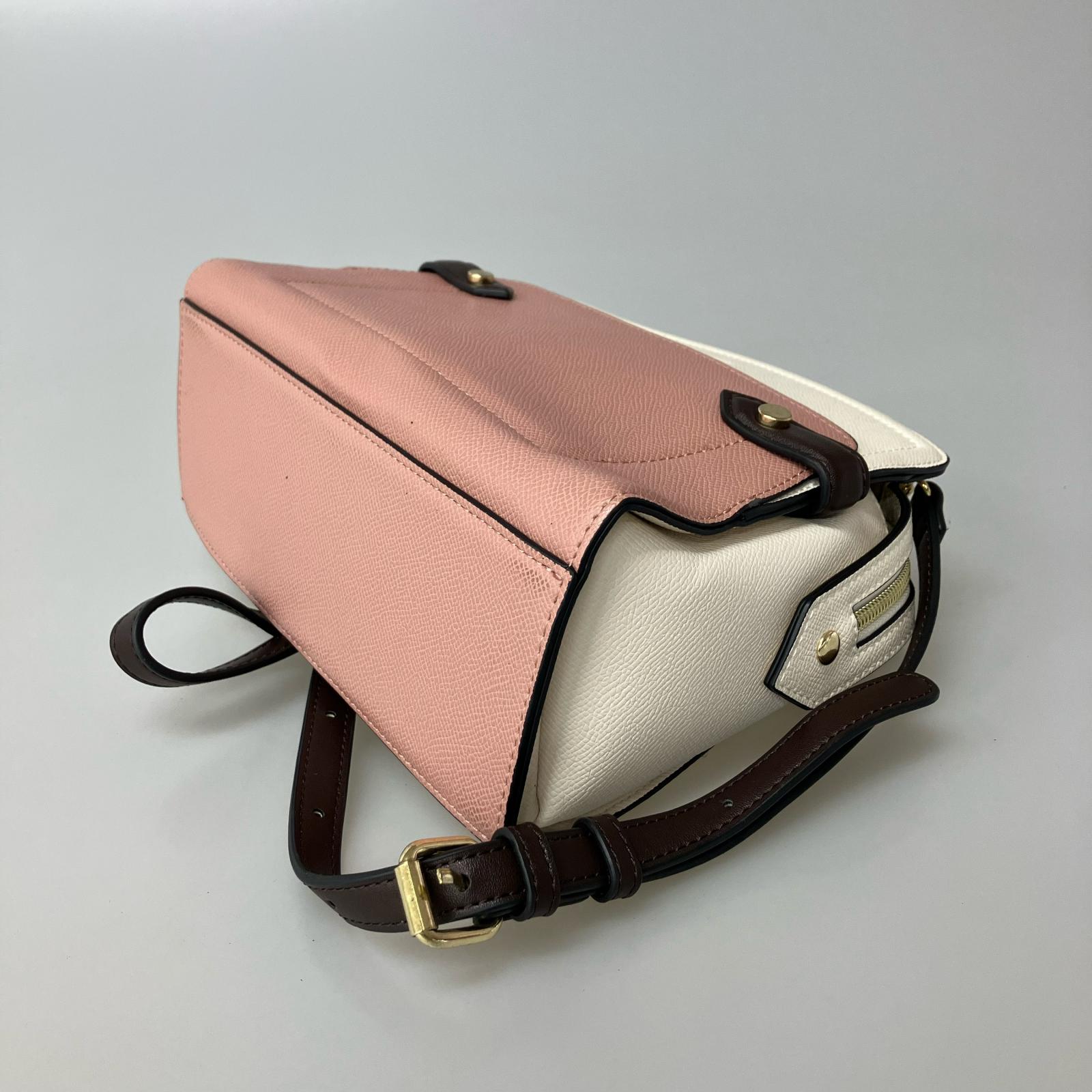 ショルダーバッグ &chouette　ショルダーバッグ ホワイト