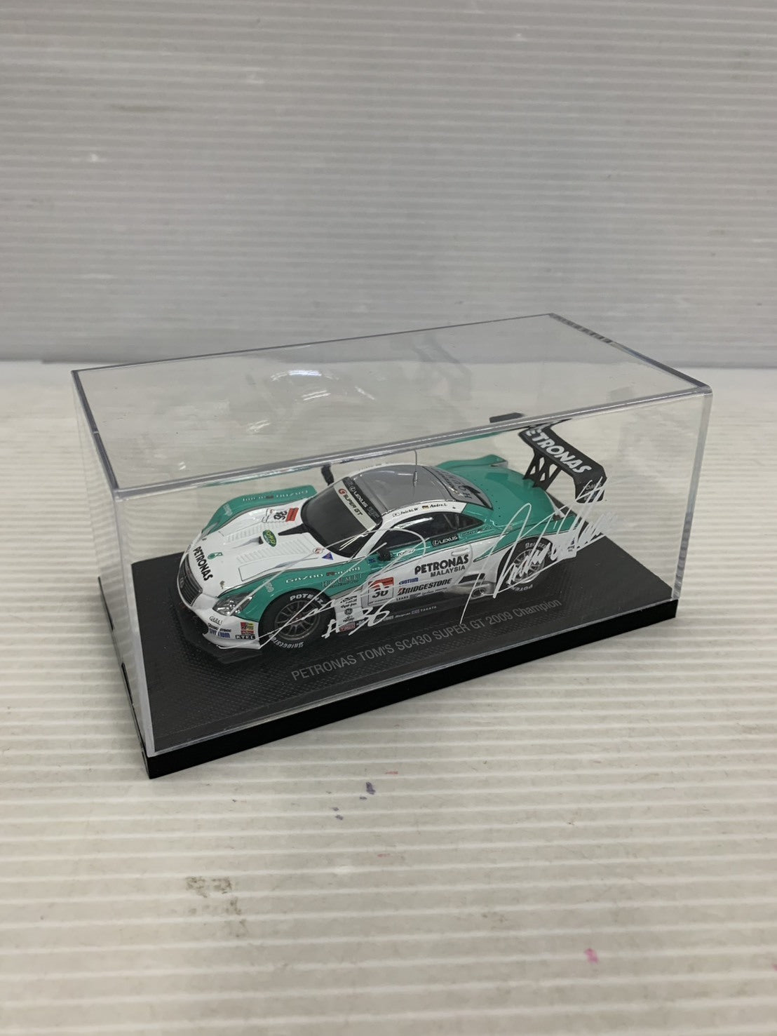 EBRO PETRONAS SC430 SUPER GT 2009 スケールカー