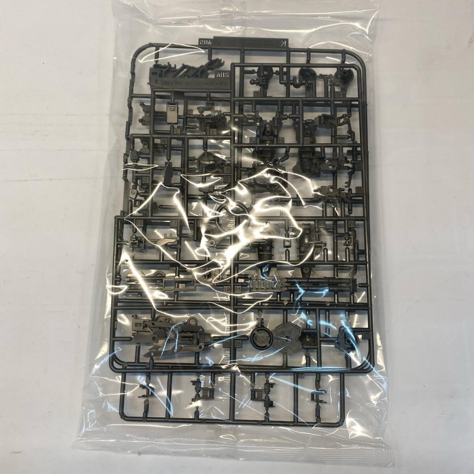 1/100 MG RX-0 ユニコーンガンダム 機動戦士ガンダム BANDAI ガンプラ