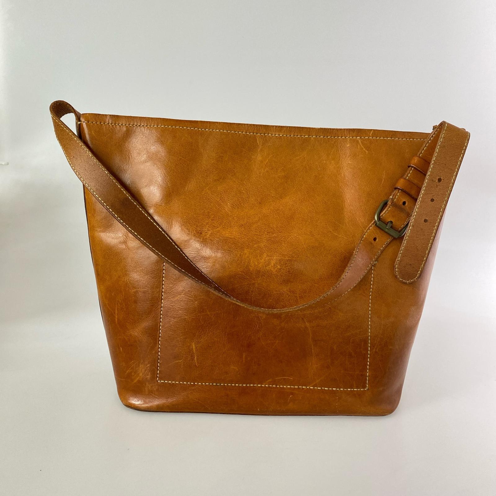 ショルダーバッグ HENRY CUIR　ショルダーバッグ　茶 ブラウン