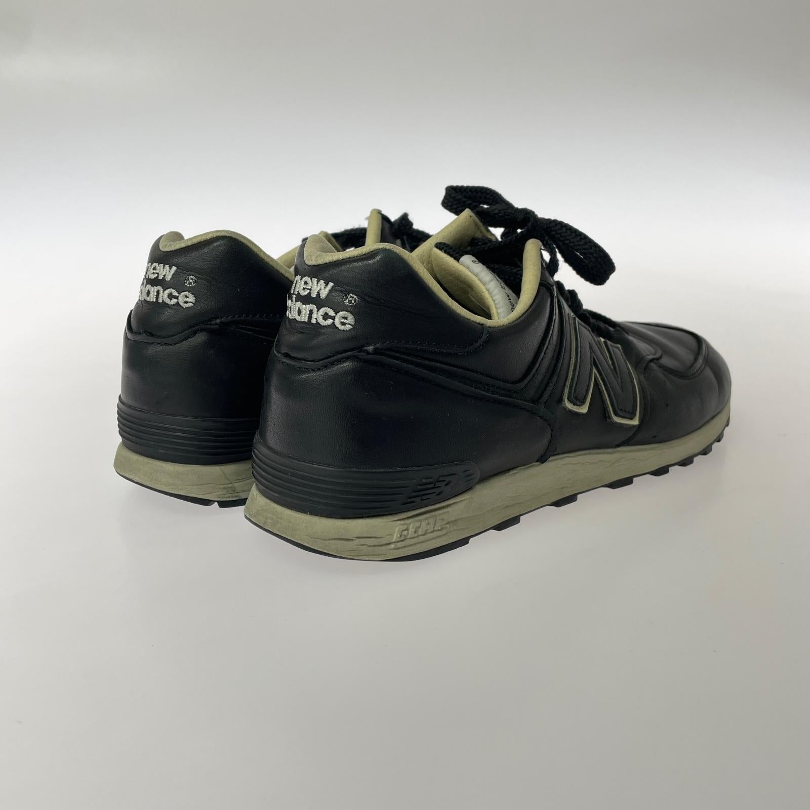 スニーカー M576CKK イングランド製 (8 1/2) ブラック
