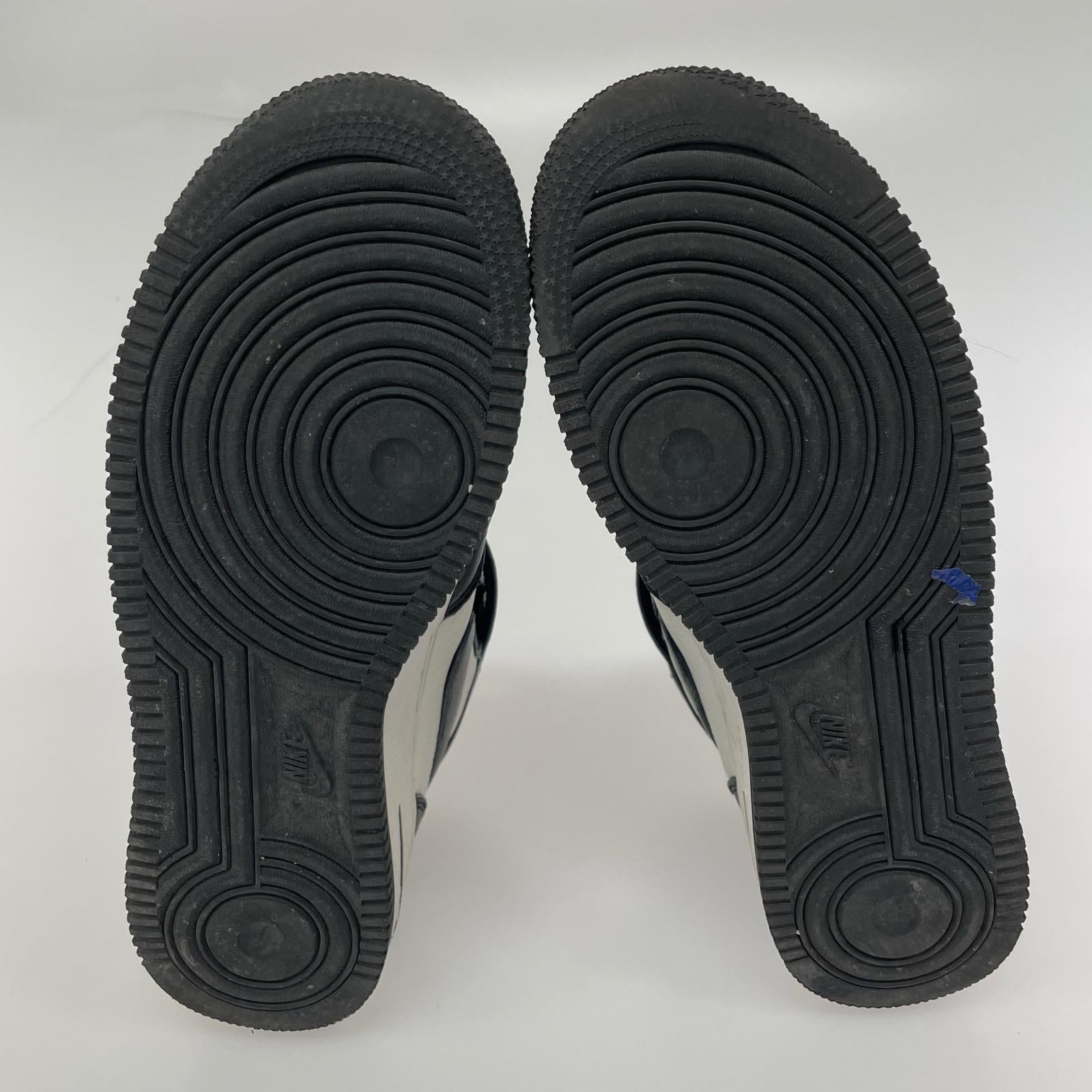 スニーカー ×STUSSY AIR FORCE 1 MID 黒白 (27.0) 27cm (US9 UK8 1/2 EU44)