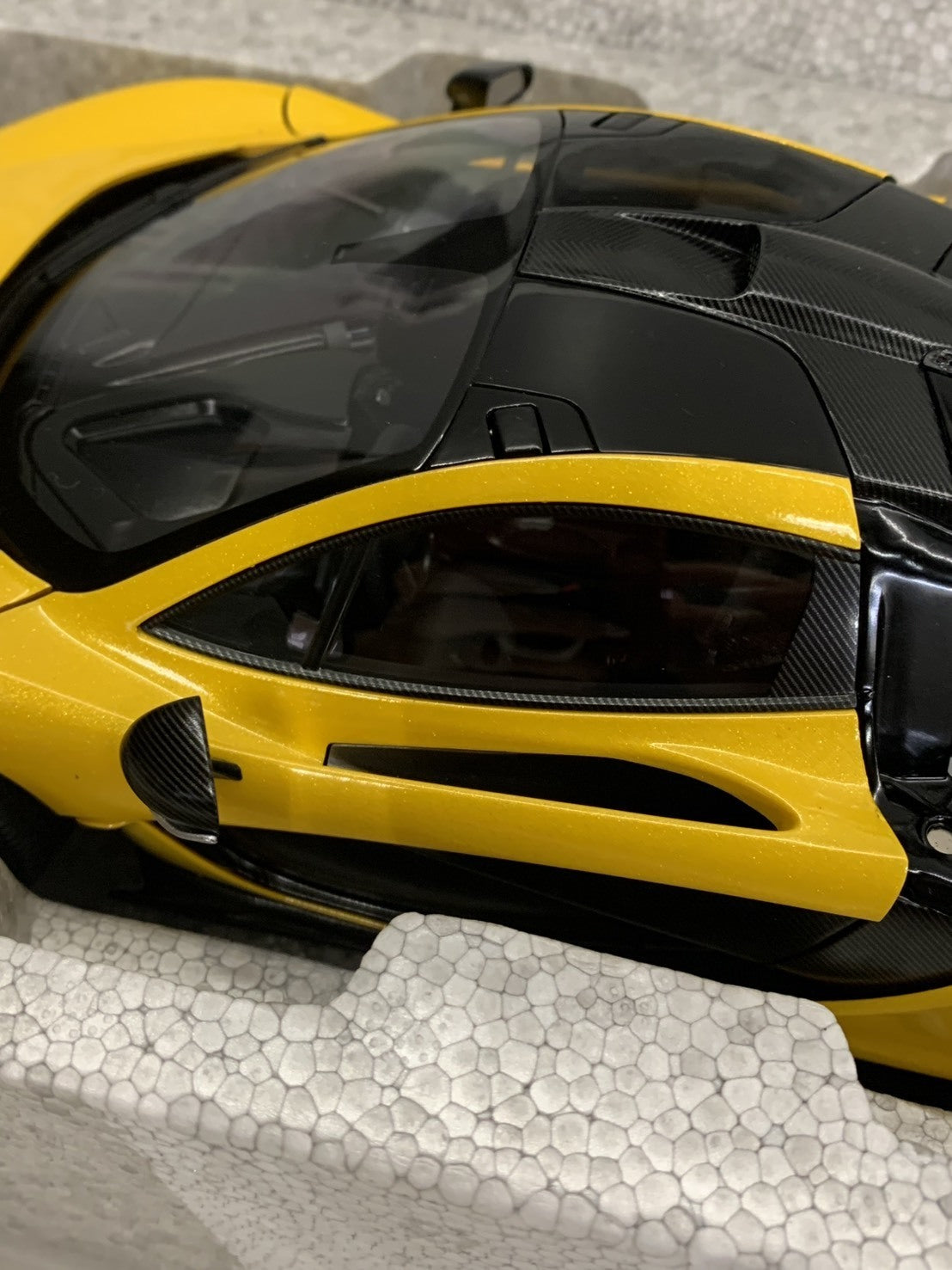 AUTOart 1/18 McLaren P1 スケールカー