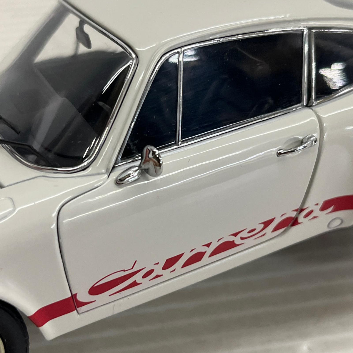 EBBRO 1/24 ポルシェ 911 カレラ rs EBBRO ポルシェ　911 カレラRS EBBRO スケールカー