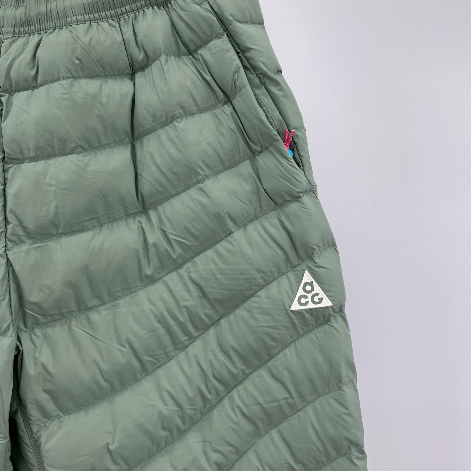 パンツ Nike ACG "Lava Flow" Therma-FIT ADV L グリーン