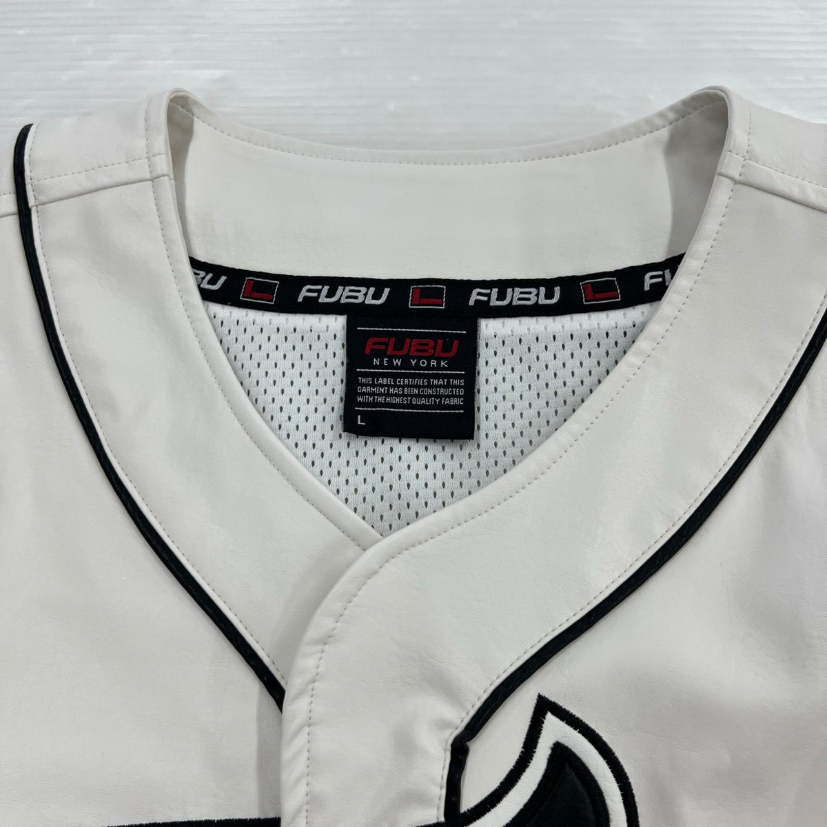半袖シャツ FUBU ﾌｪｲｸﾚｻﾞｰ ﾍﾞｰｽﾎﾞｰﾙ ｼｬﾂ 白 L L ホワイト