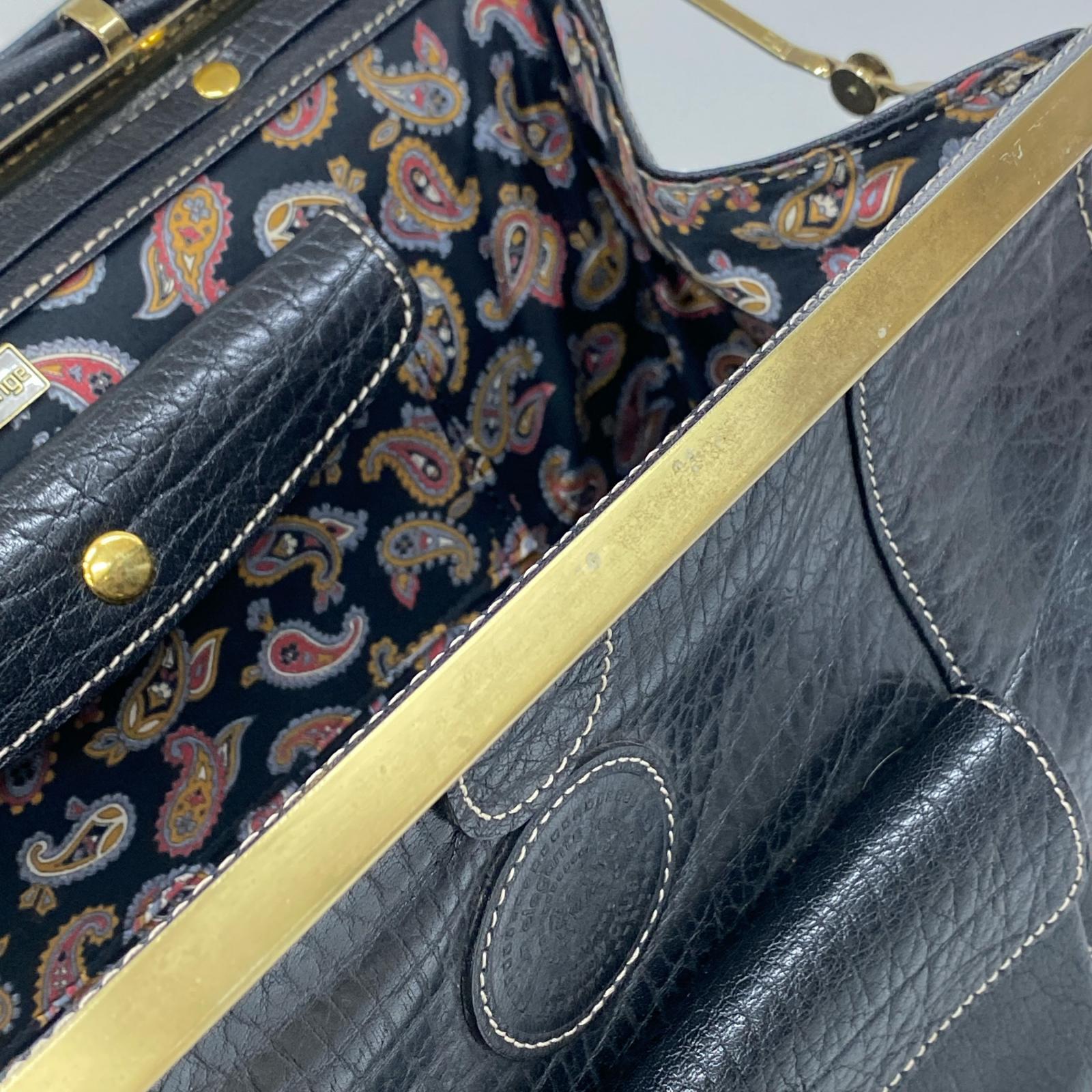 その他バッグ Louange ダレスバッグBK 中ペイズリー柄 ブラック