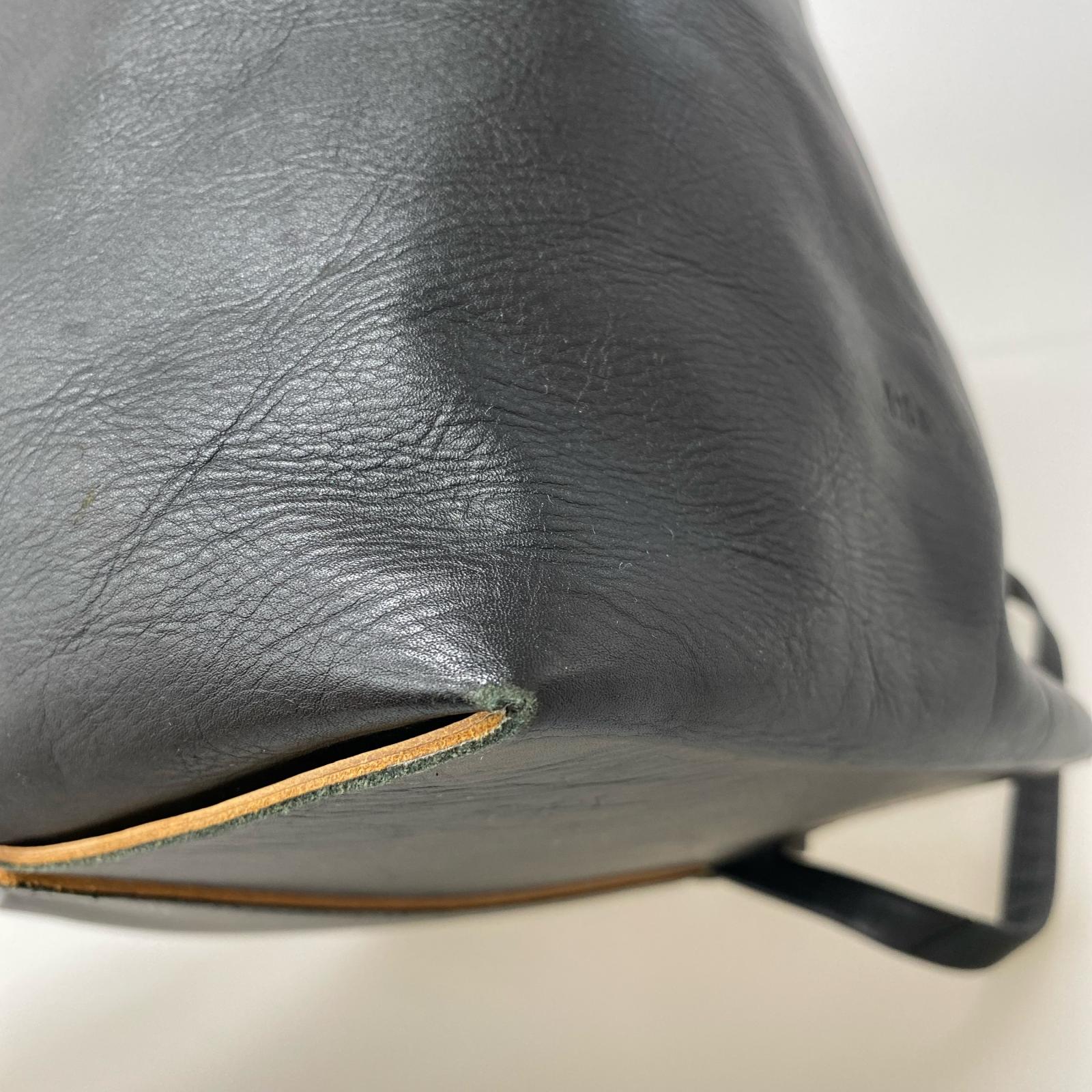 ショルダーバッグ Aeta ワンショルダー巾着バッグ 黒 ブラック