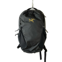 リュック・デイパック MANTIS 16 BACKPACK ブラック ブラック
