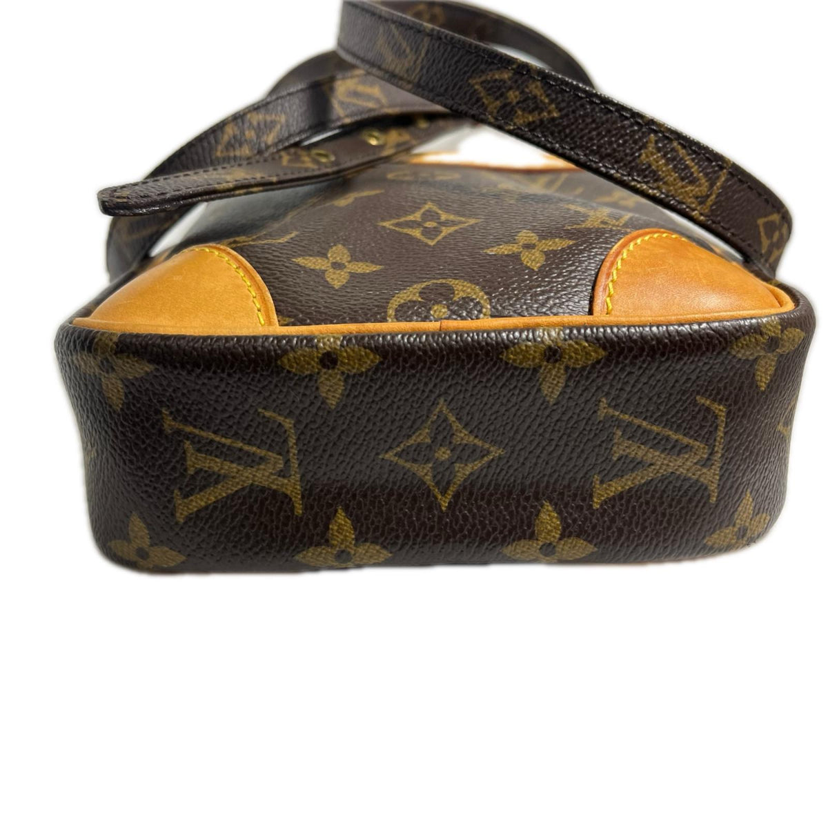 LV アマゾン ショルダーバッグ モノグラム キャンバス