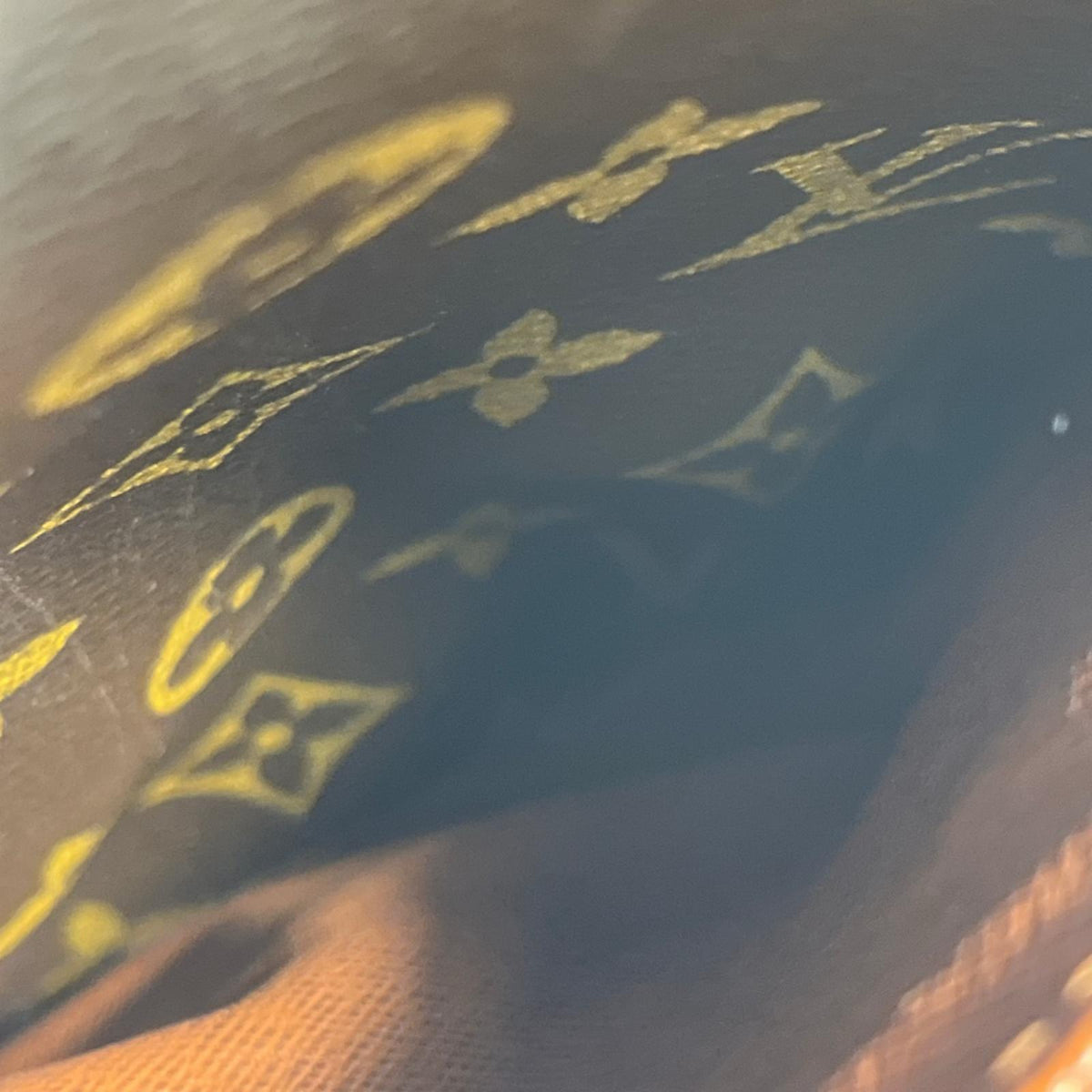 LV アマゾン ショルダーバッグ モノグラム キャンバス