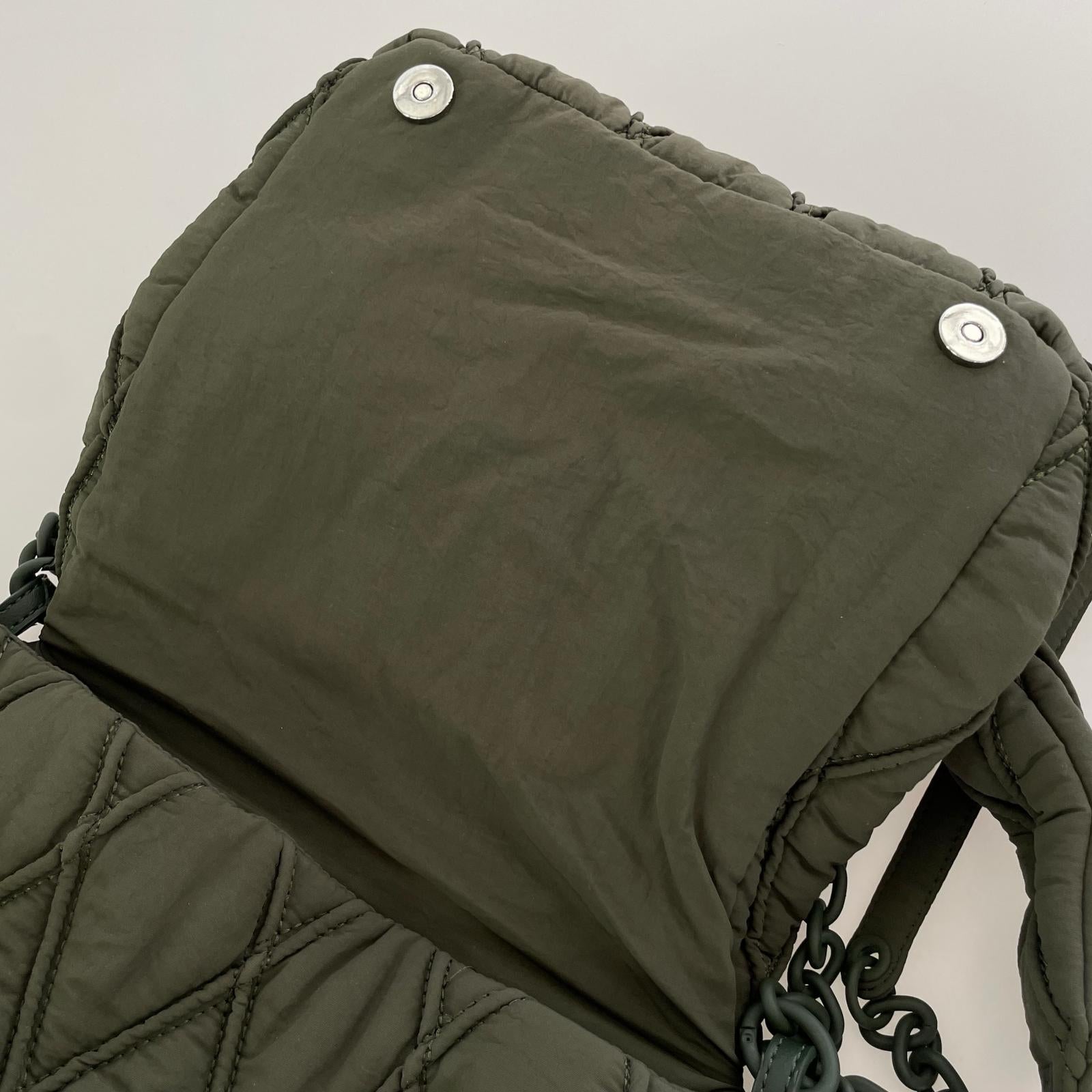 ショルダーバッグ Charm-D SHOULDER M カーキ カーキ