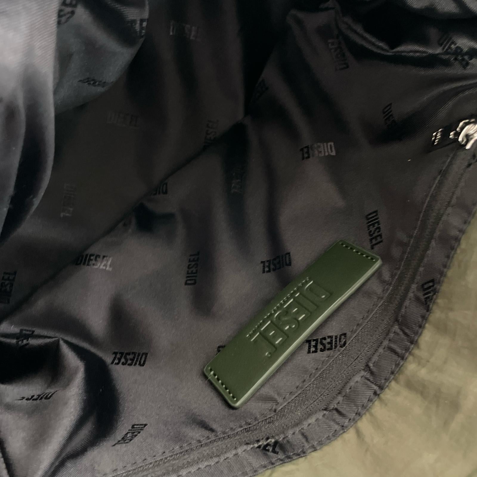 ショルダーバッグ Charm-D SHOULDER M カーキ カーキ