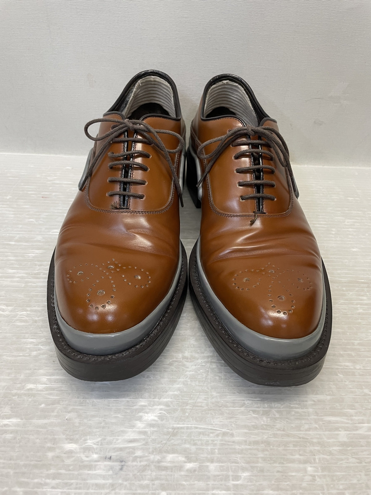 PRADA ｶｰﾌﾚｻﾞｰ ﾃﾞｻﾞｲﾝﾌﾞｰﾂ 6 1/2 茶 2EG127