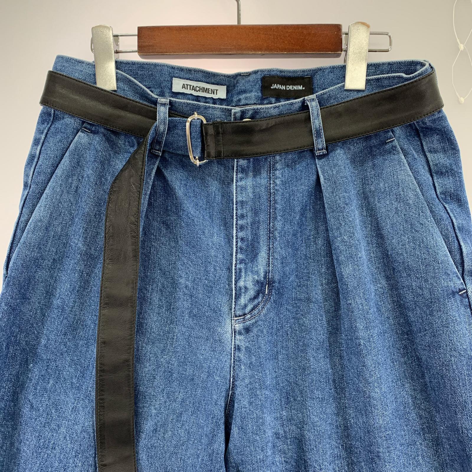 デニムパンツ LEATHER BELTED ONEWASH PANTS 1 ブルー