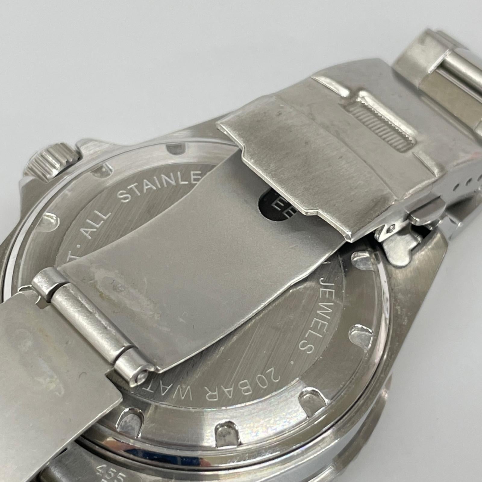 腕時計 invicta 自動巻き シルバー