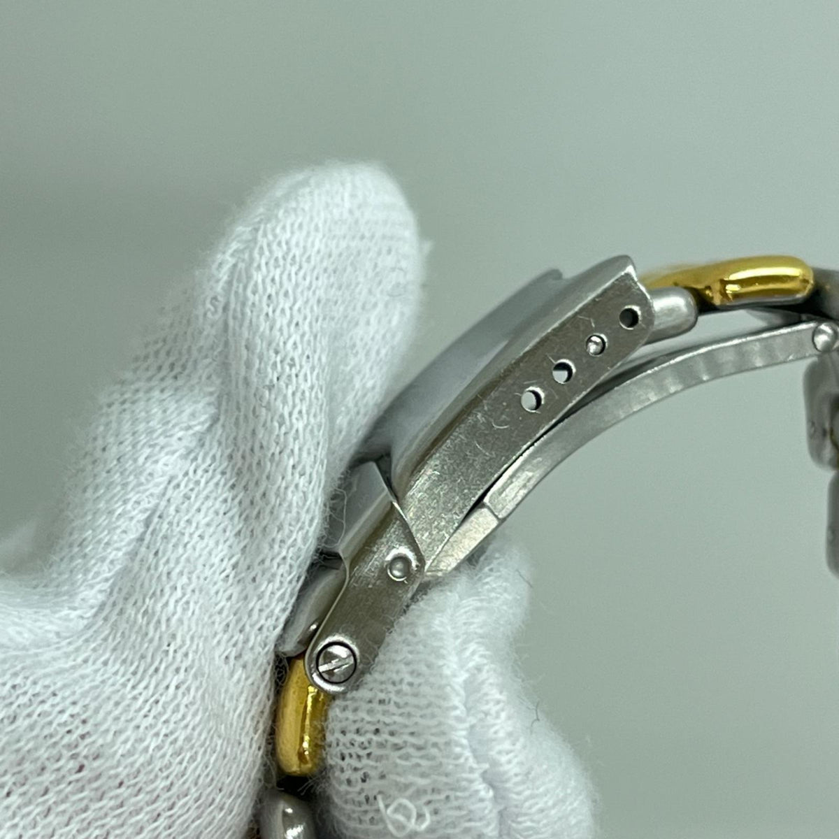 タグホイヤー/セル・プロフェッショナル/WG1421-0/電池交換済み レディースQZ WG1421-0 TAG Heuer 腕時計