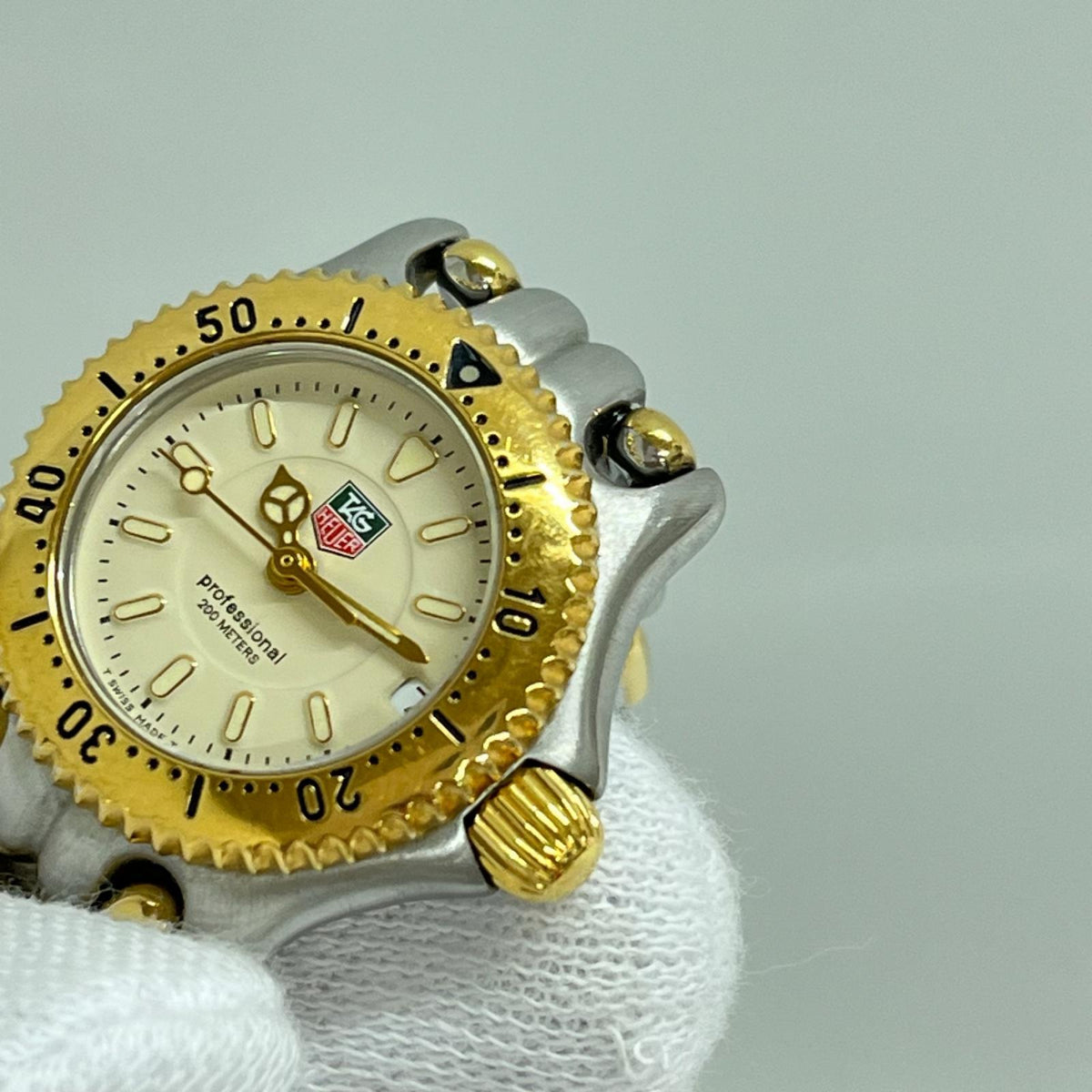 タグホイヤー/セル・プロフェッショナル/WG1421-0/電池交換済み レディースQZ WG1421-0 TAG Heuer 腕時計