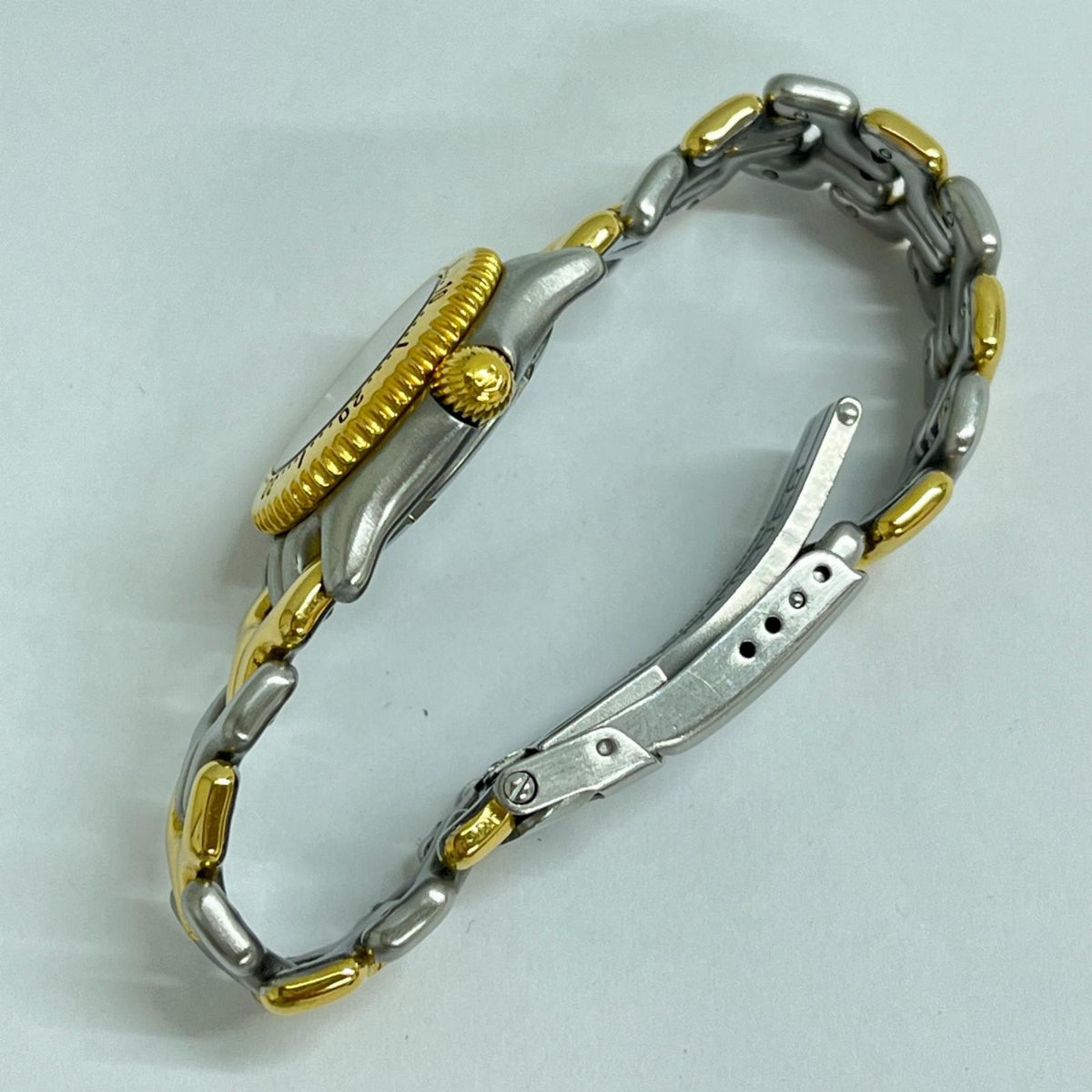 タグホイヤー/セル・プロフェッショナル/WG1421-0/電池交換済み レディースQZ WG1421-0 TAG Heuer 腕時計