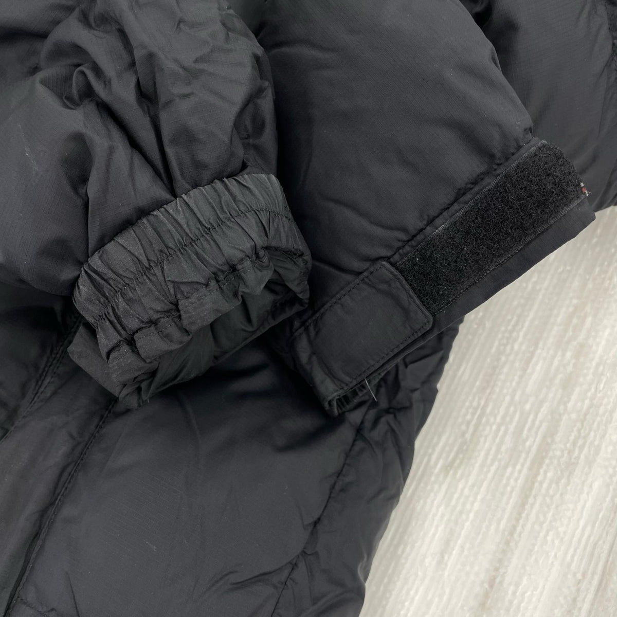 ダウンジャケット Nuptse Jacket 黒 (XL) ブラック
