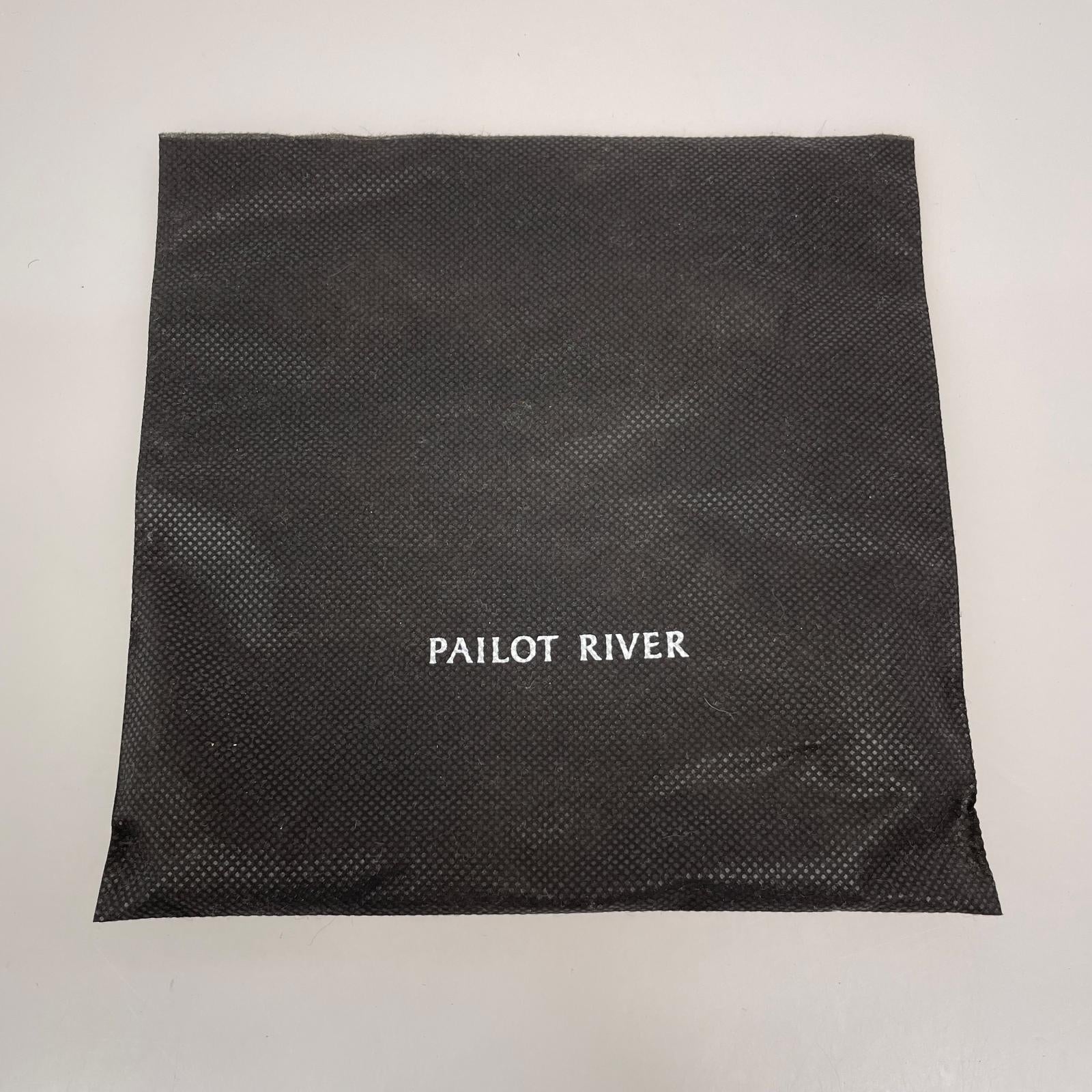 その他アクセサリー PILOT RIVER レザー キーケース 黒 ブラック