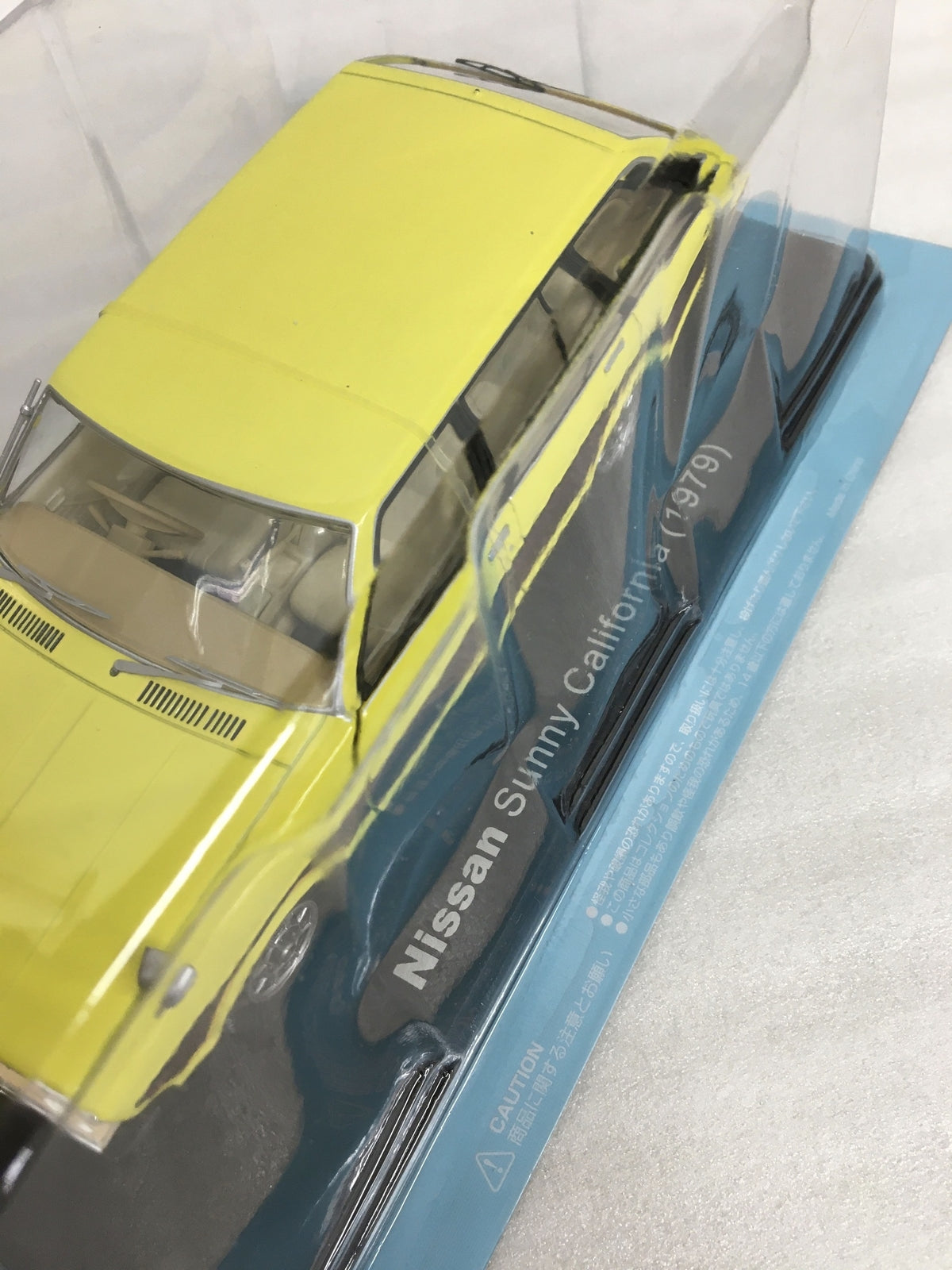 アシェット　Nissan Sunny California (1979) スケールカー