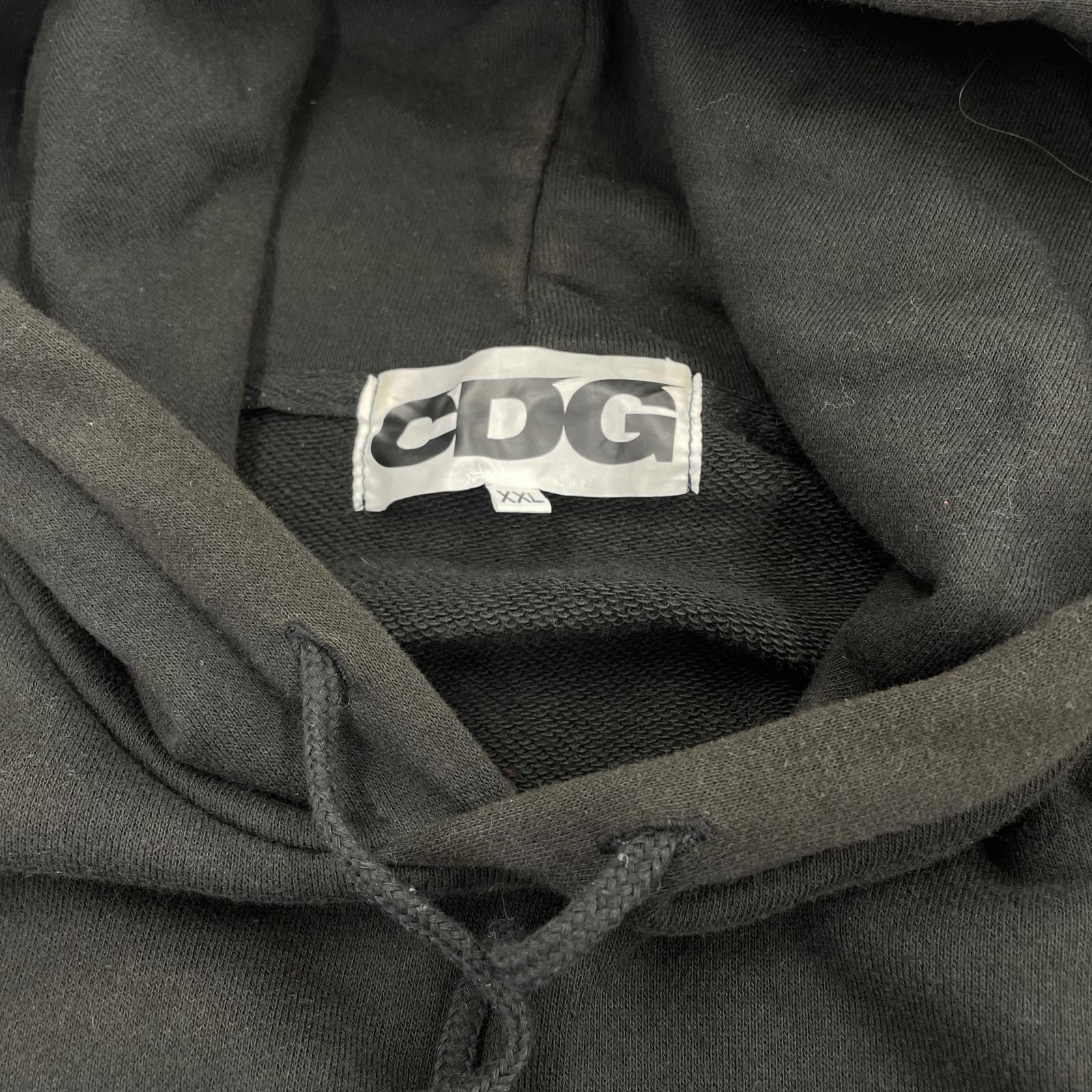 パーカー CDG ロゴ プリント ブラック (XXL) ブラック