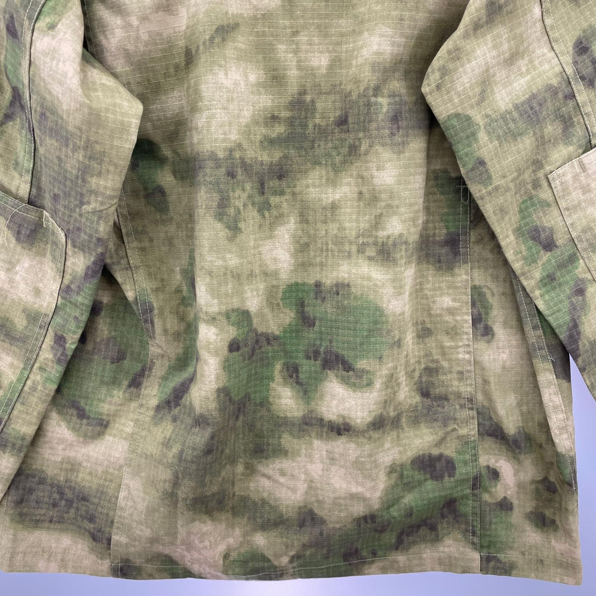 ミリタリージャケット ﾛｼｱ軍 EMRｶﾓ ｺﾝﾊﾞｯﾄｼﾞｬｹｯﾄ S-R S