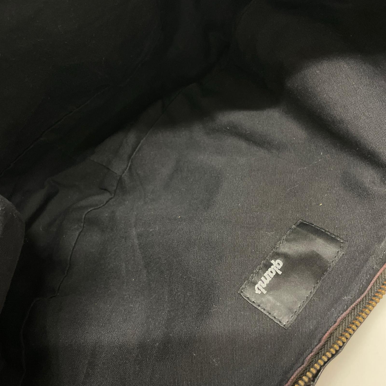 ショルダーバッグ レザーハーフムーンバッグ BLK ブラック