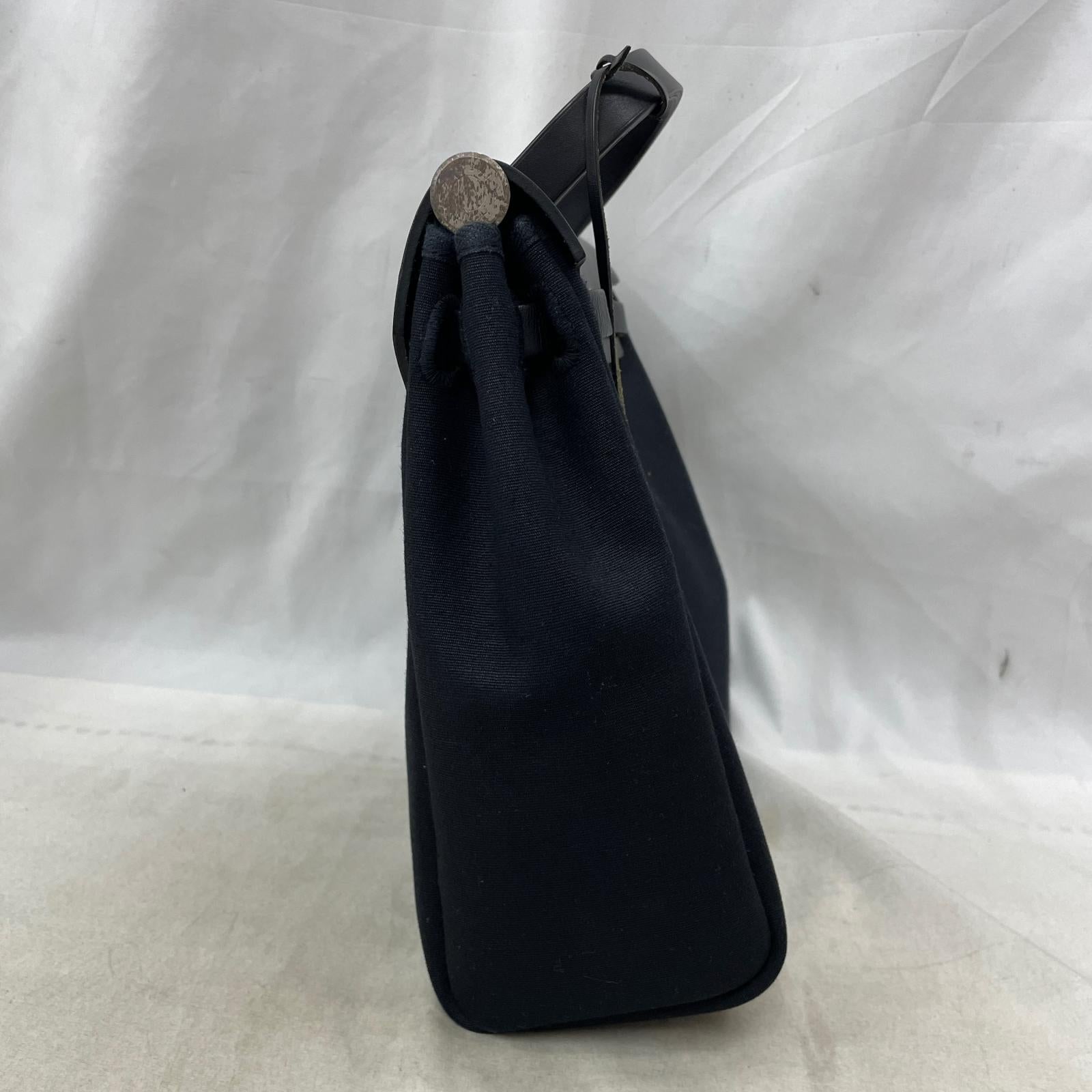 HERMES エールバッグPM □F 刻印