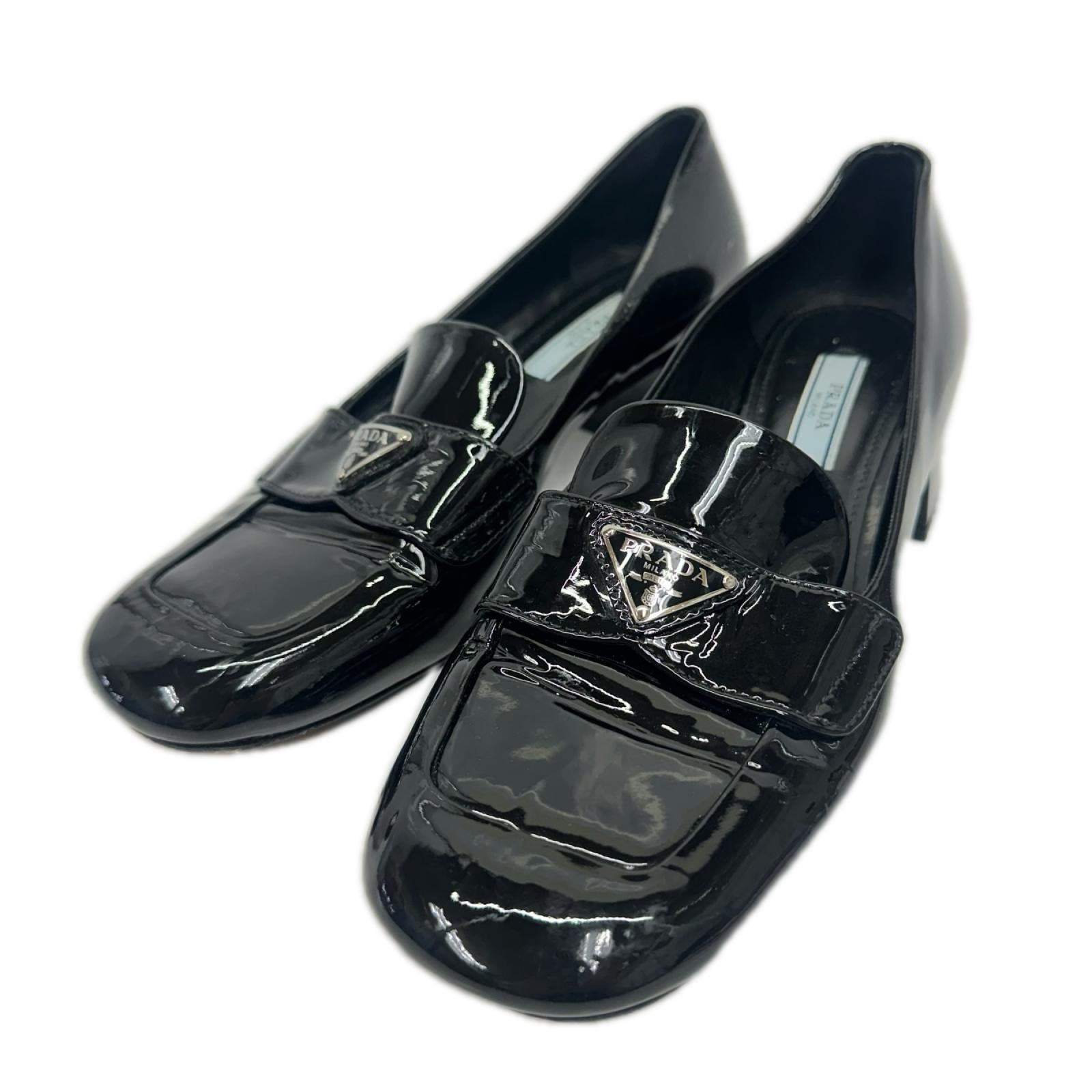 PRADA ヒール 靴 黒