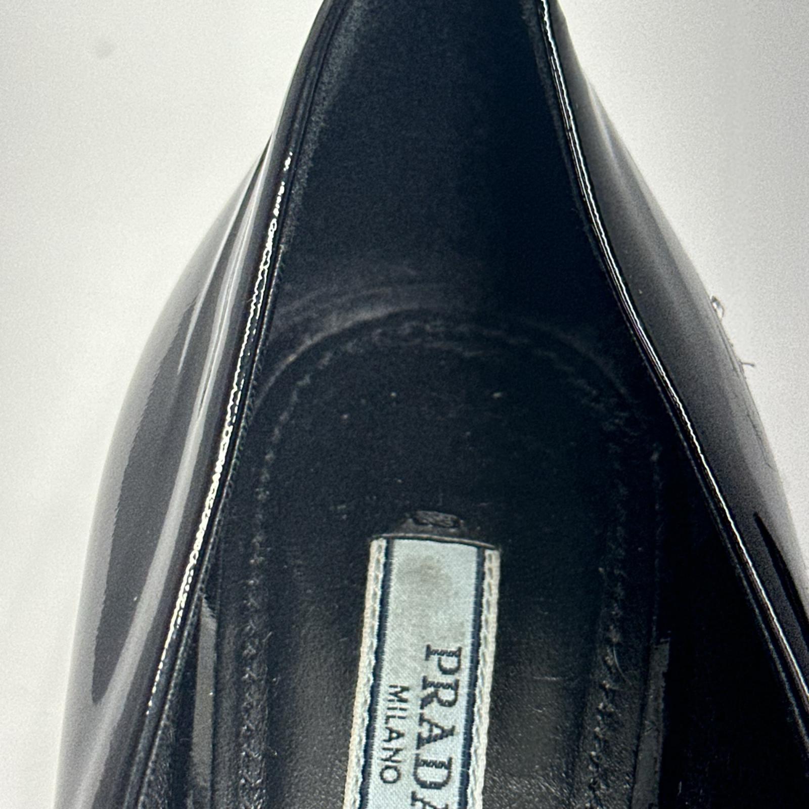 PRADA ヒール 靴 黒