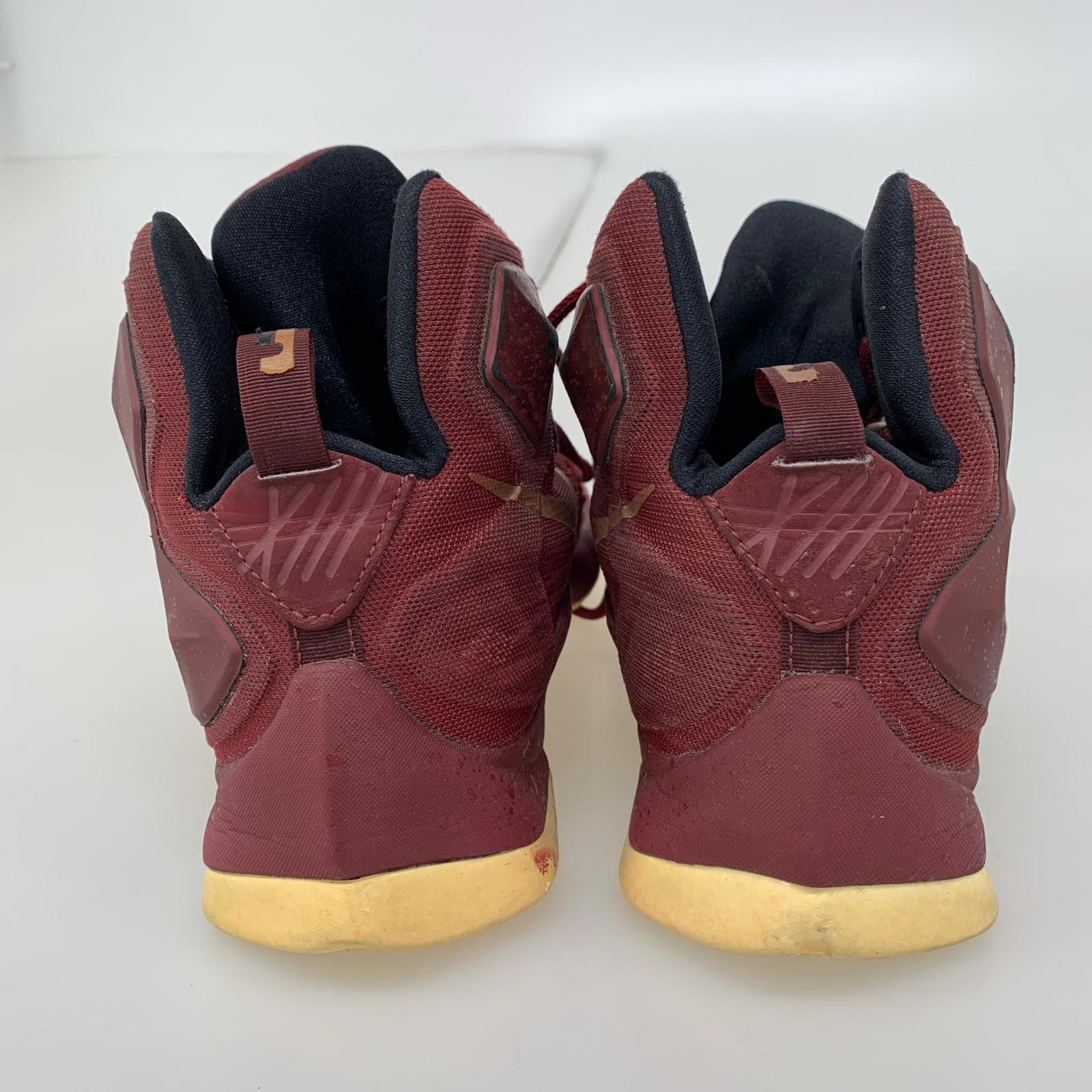 シューズ LEBRON XIII 赤 807219-600 26.5㎝